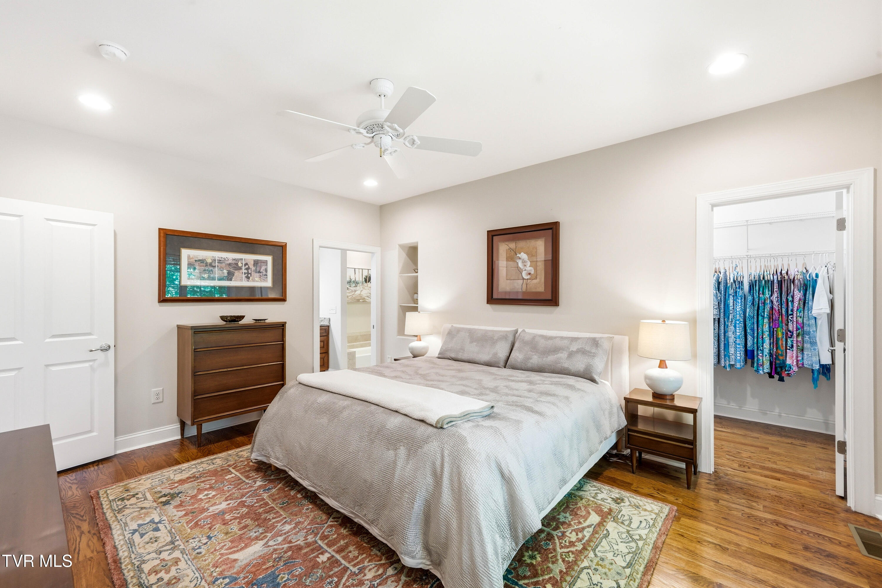 412 Shade Tree Way