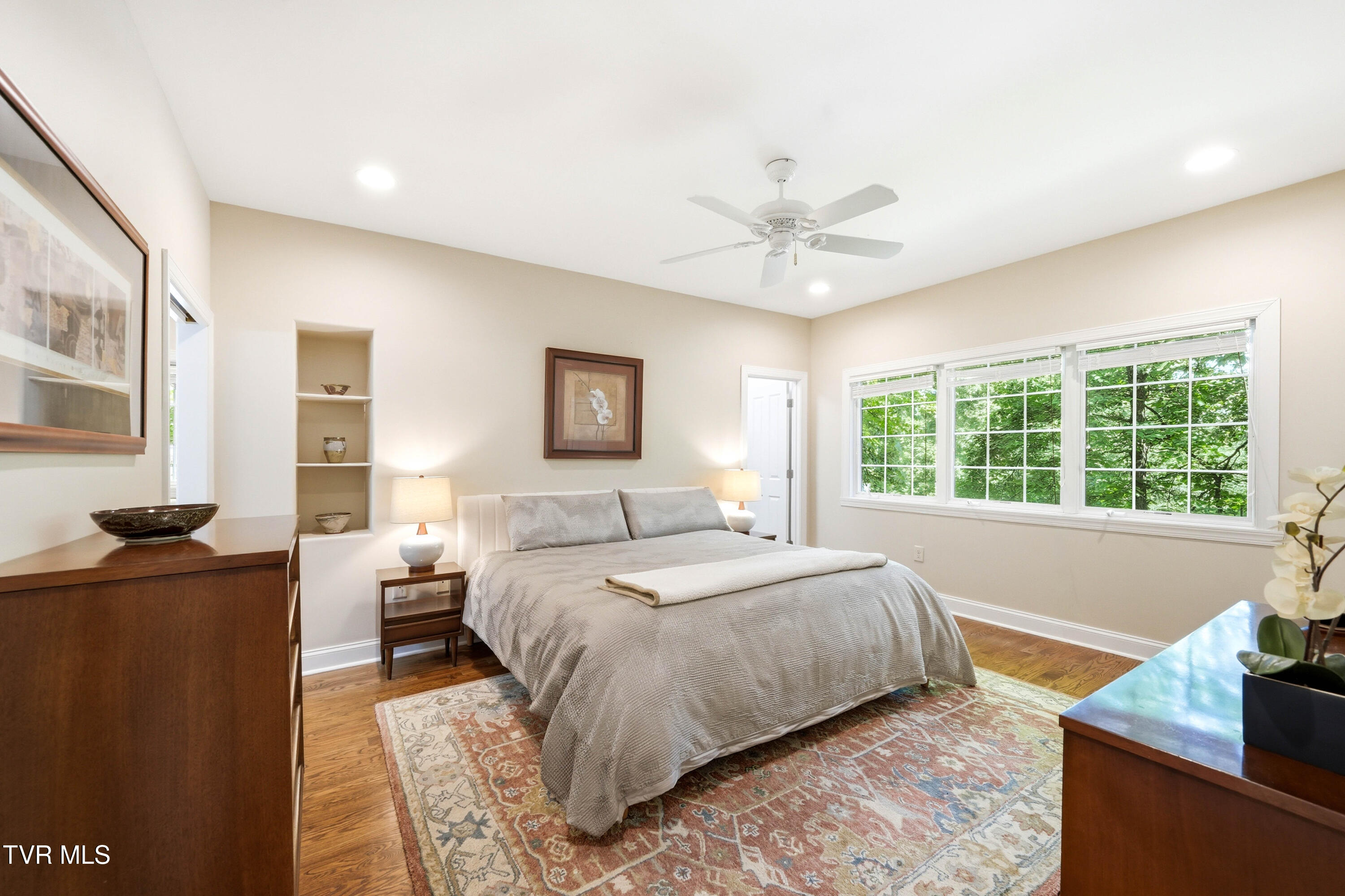 412 Shade Tree Way