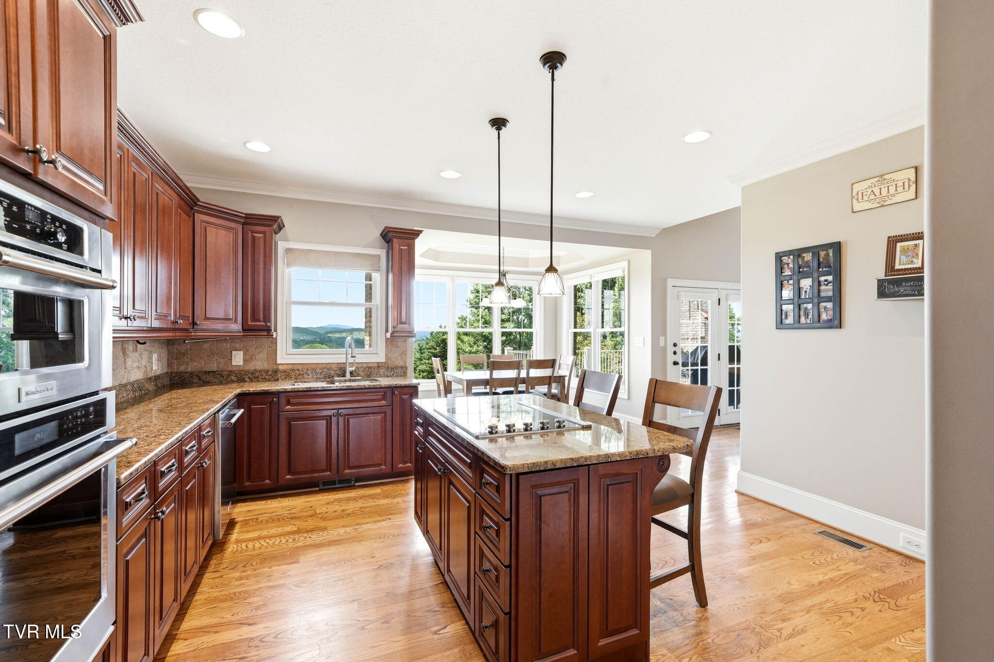 286 Sunset Ridge Court