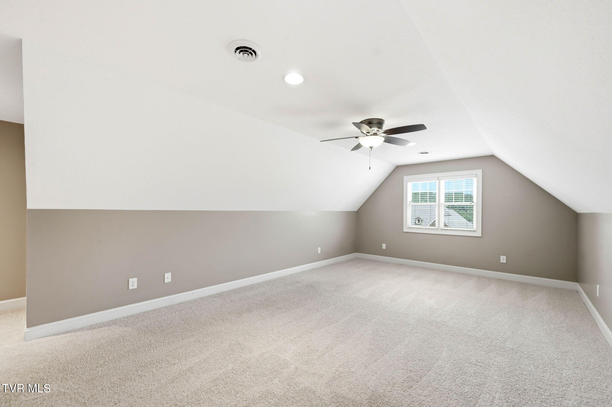 286 Sunset Ridge Court