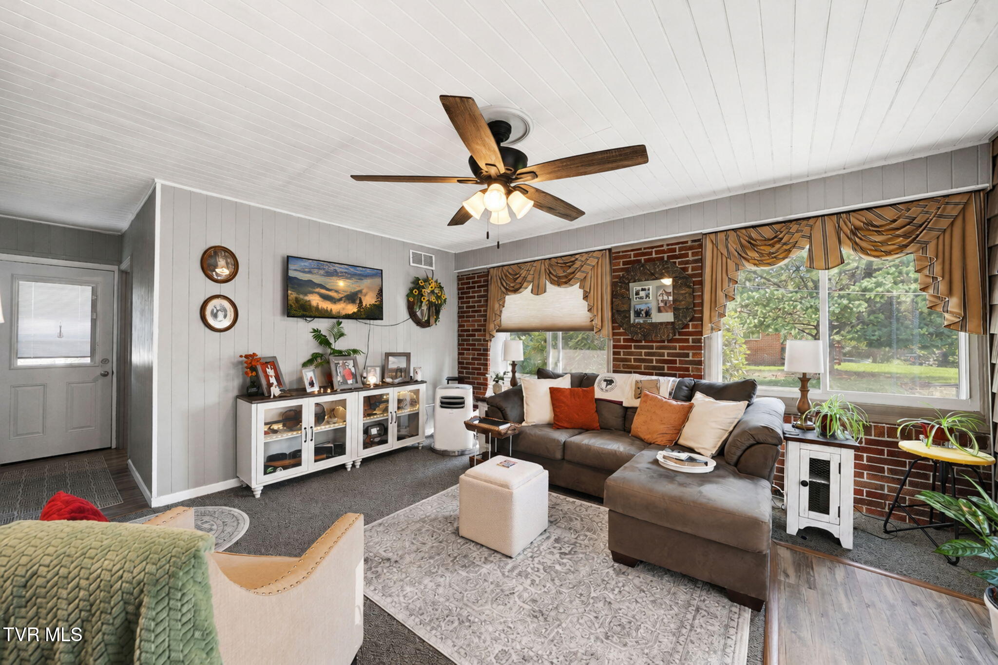 239 Gray Station Road