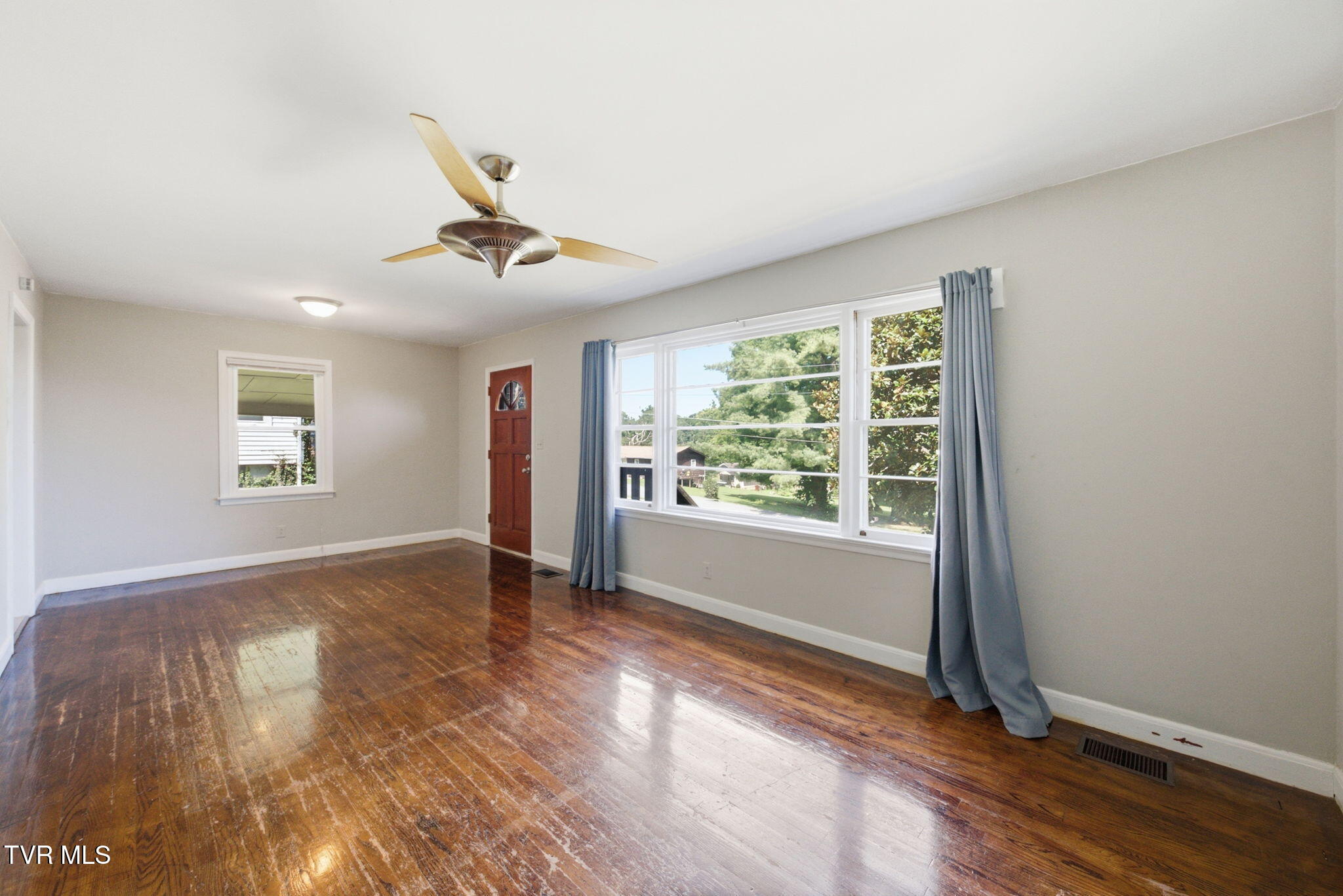 205 Pioneer Avenue