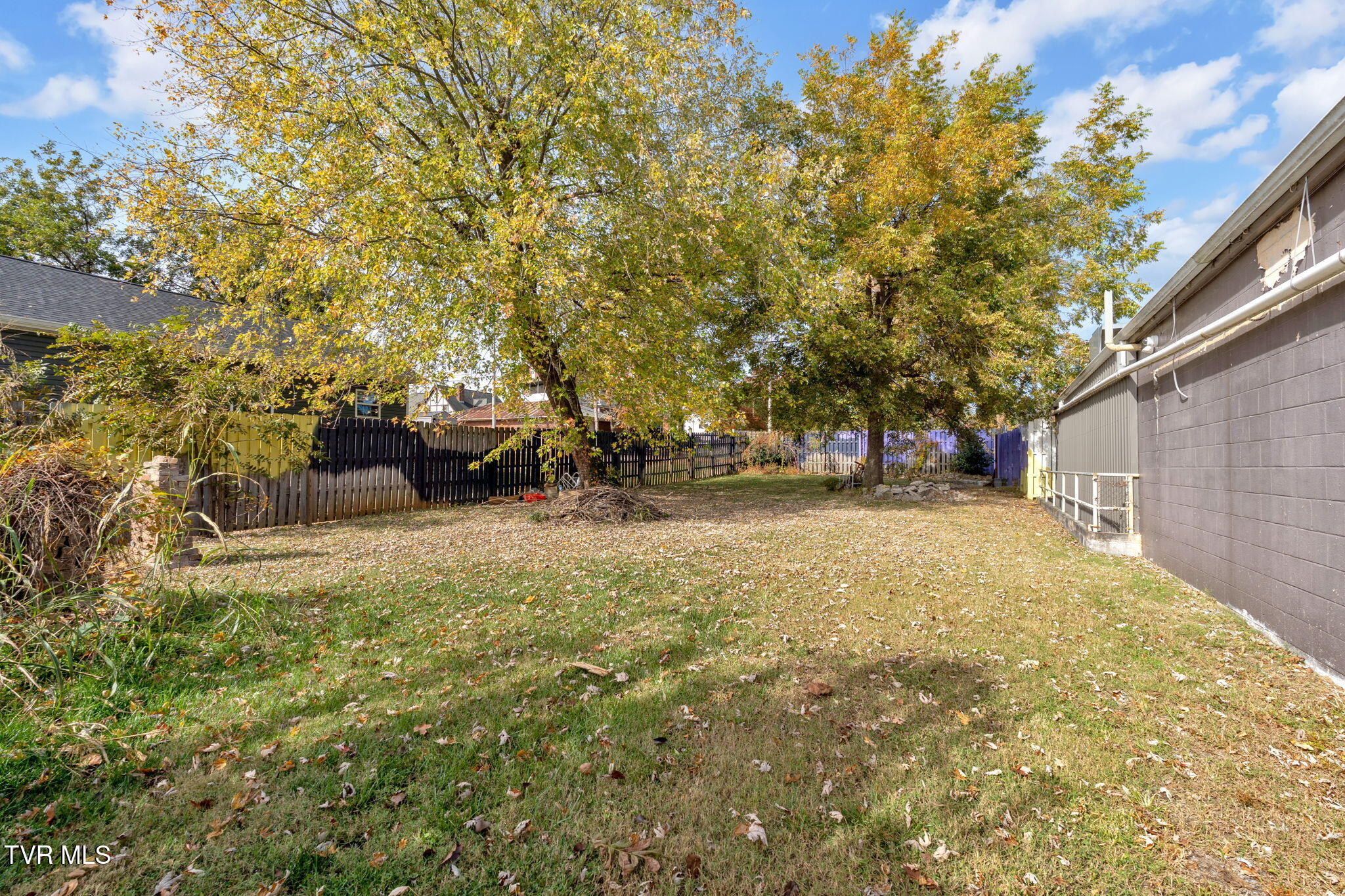 401a Elm Street