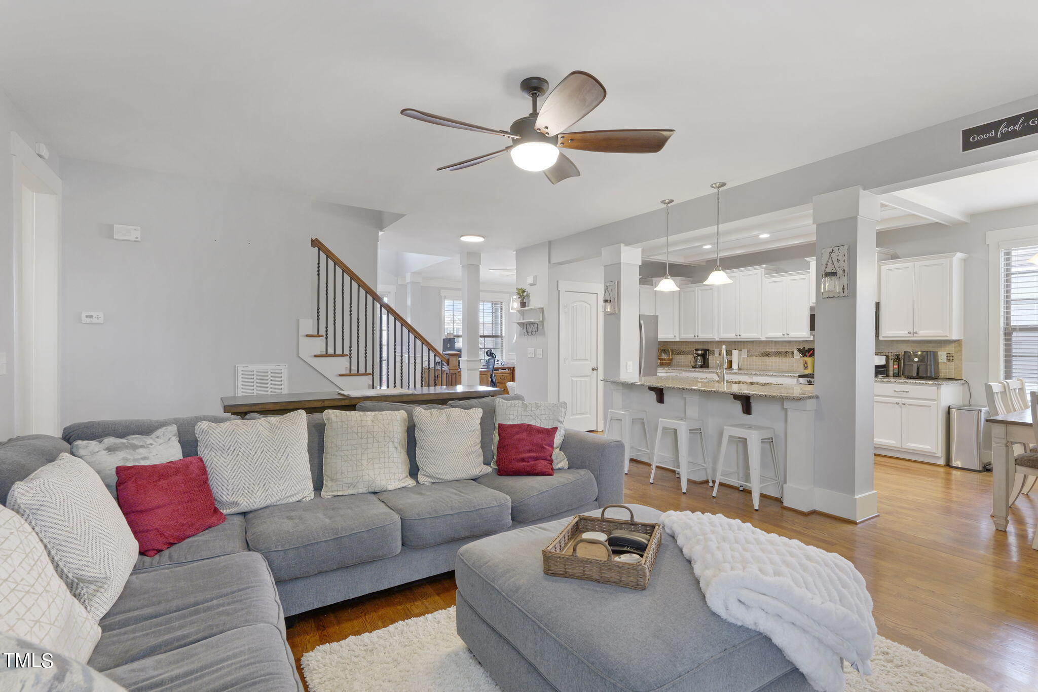 127 Prides Crossing