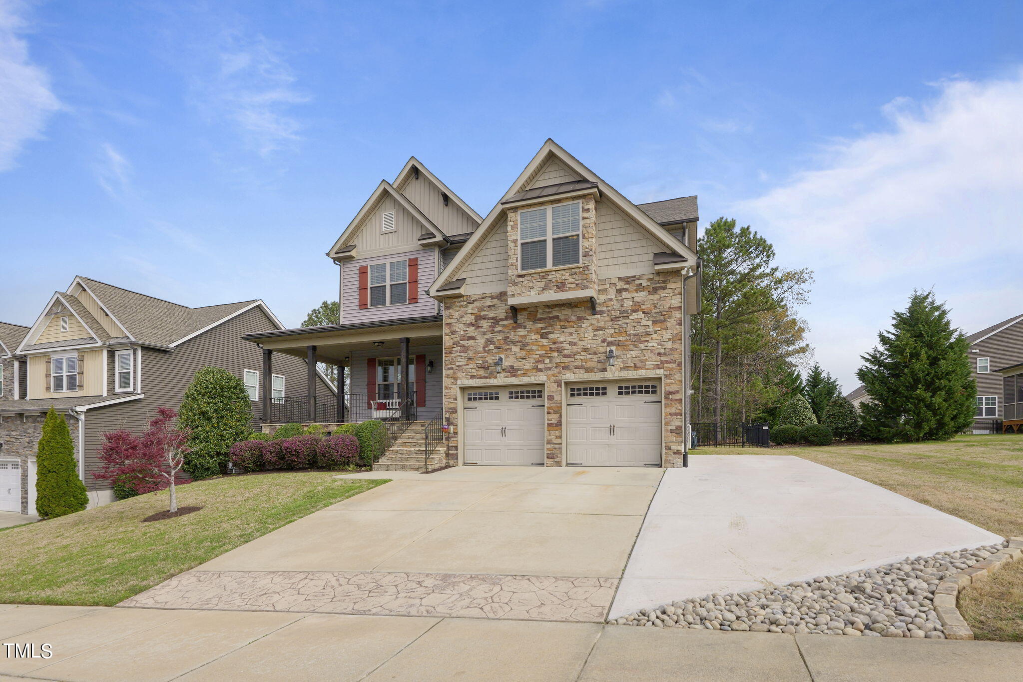 127 Prides Crossing