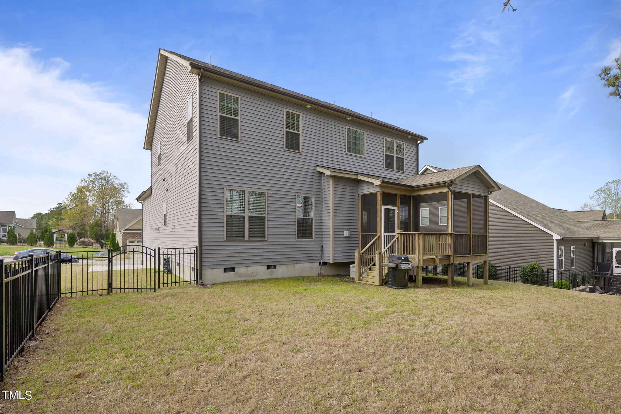 127 Prides Crossing