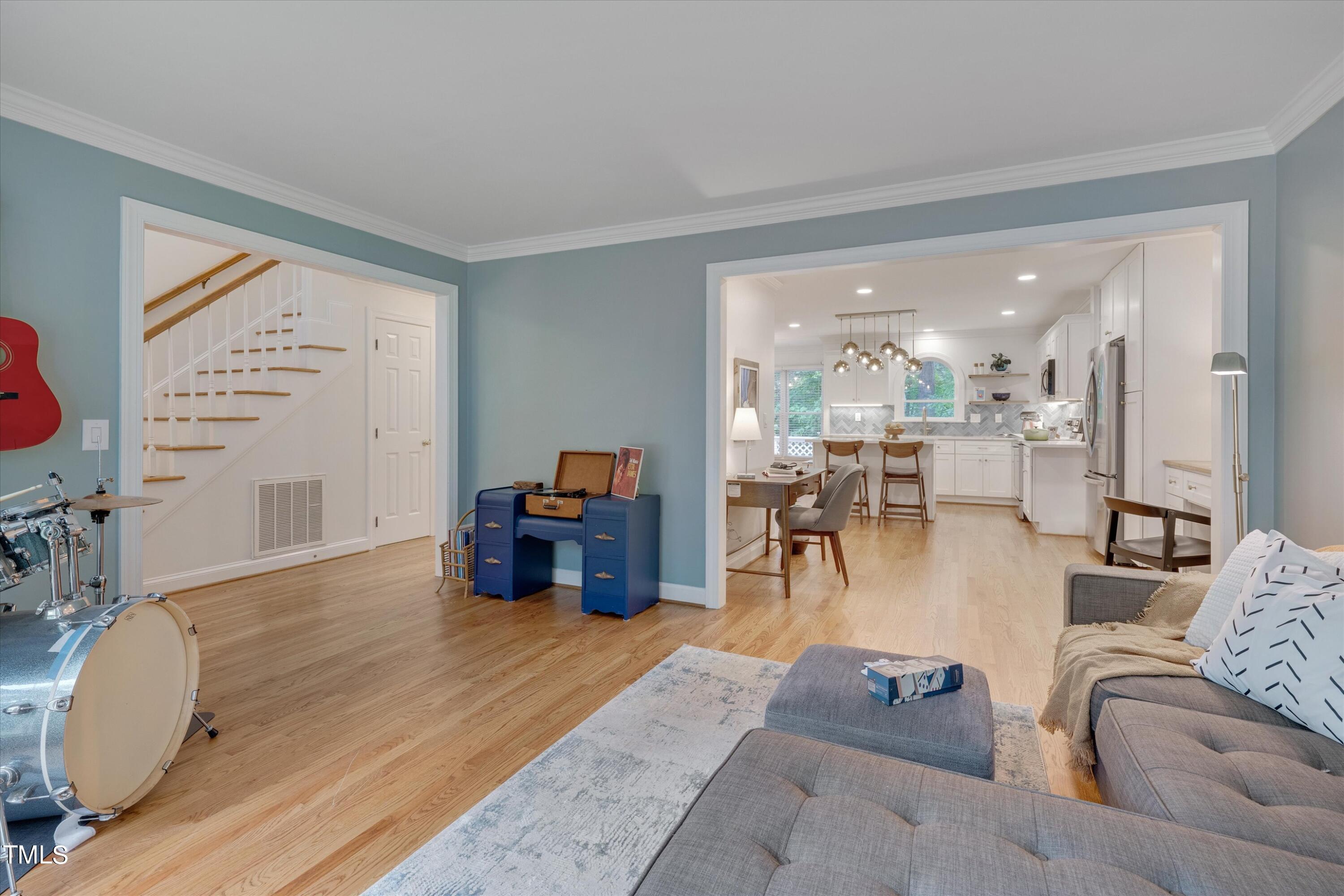 6 Placid Court