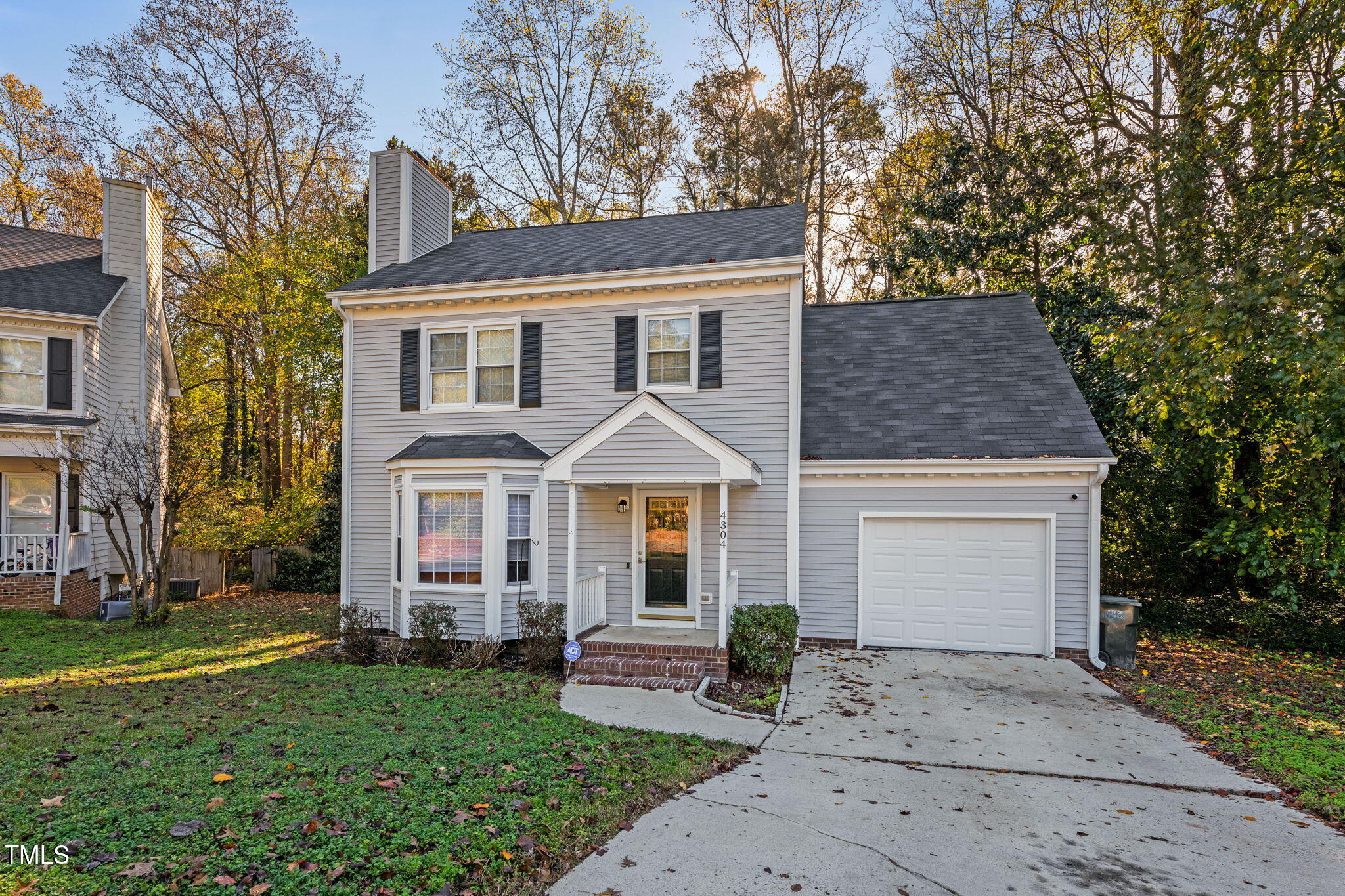 4304 Dinwiddie Court