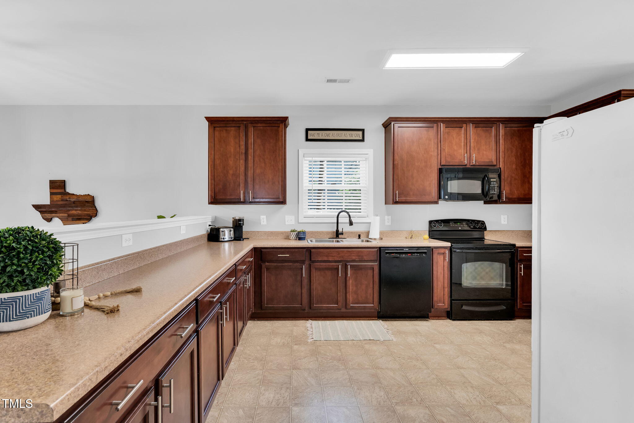 6817 Osprey Landing Drive