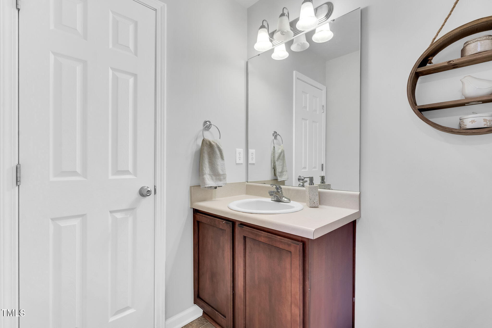 6817 Osprey Landing Drive
