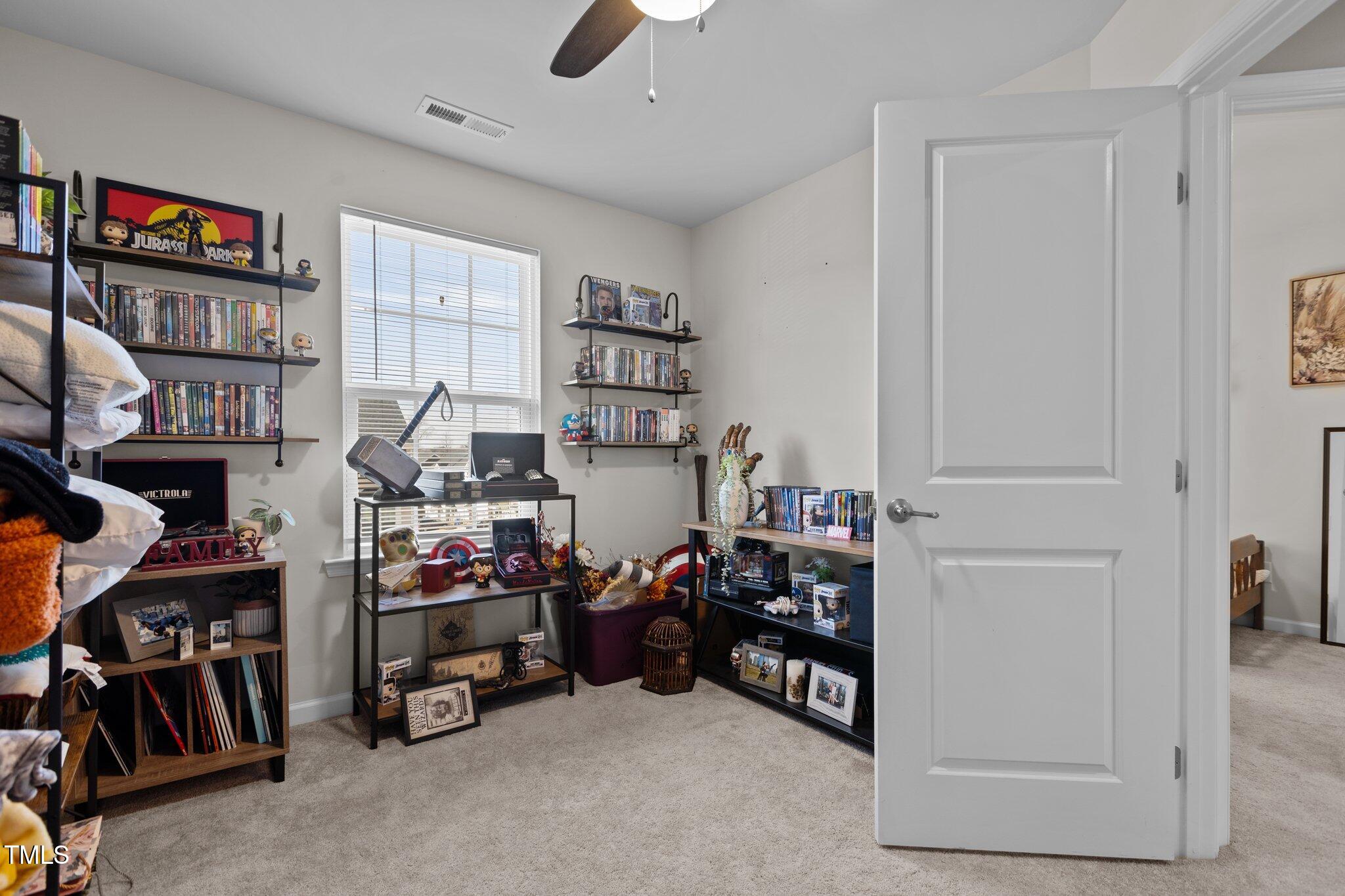 905 Arnold Place Drive