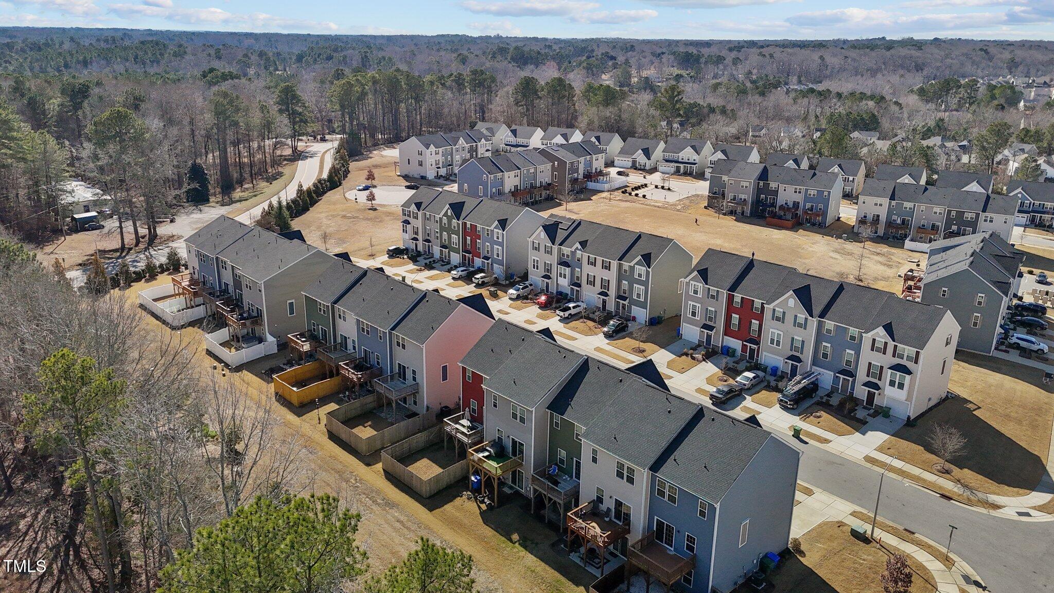 905 Arnold Place Drive
