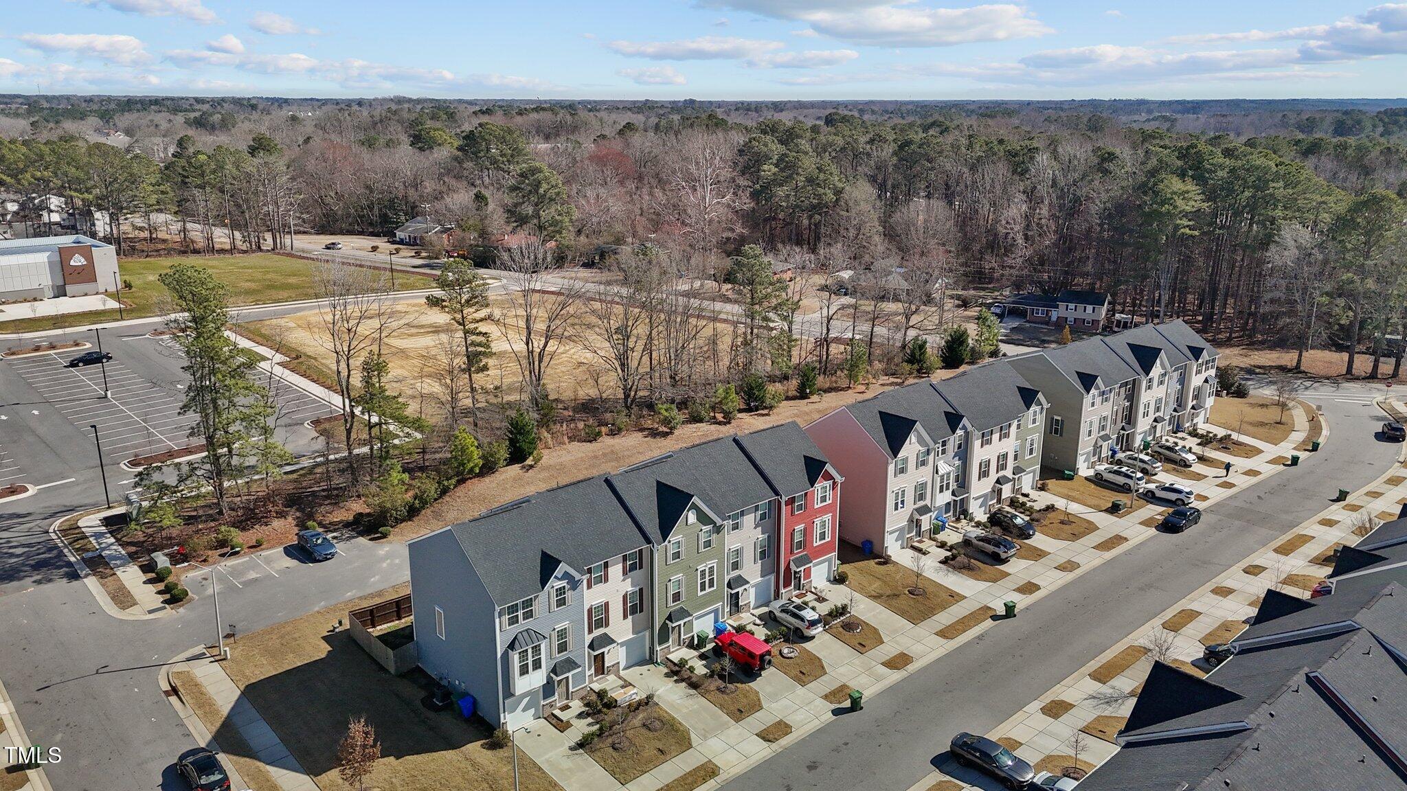 905 Arnold Place Drive