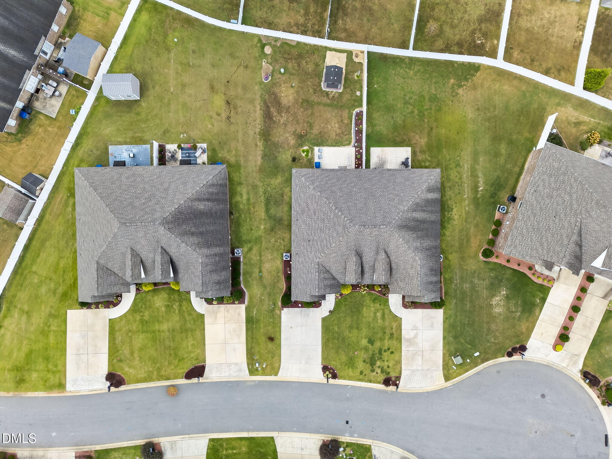 128 Bridgeport Court