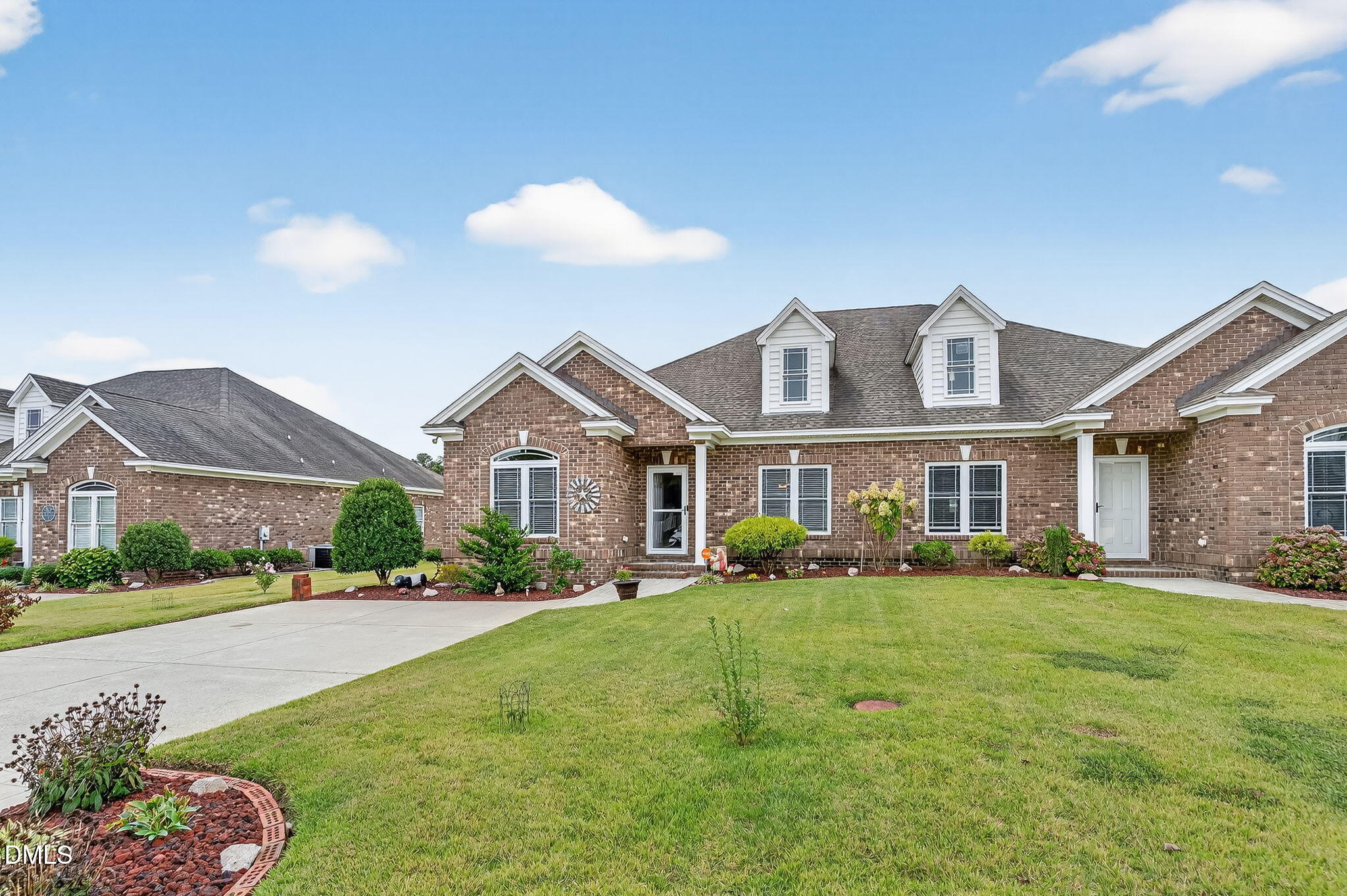 128 Bridgeport Court