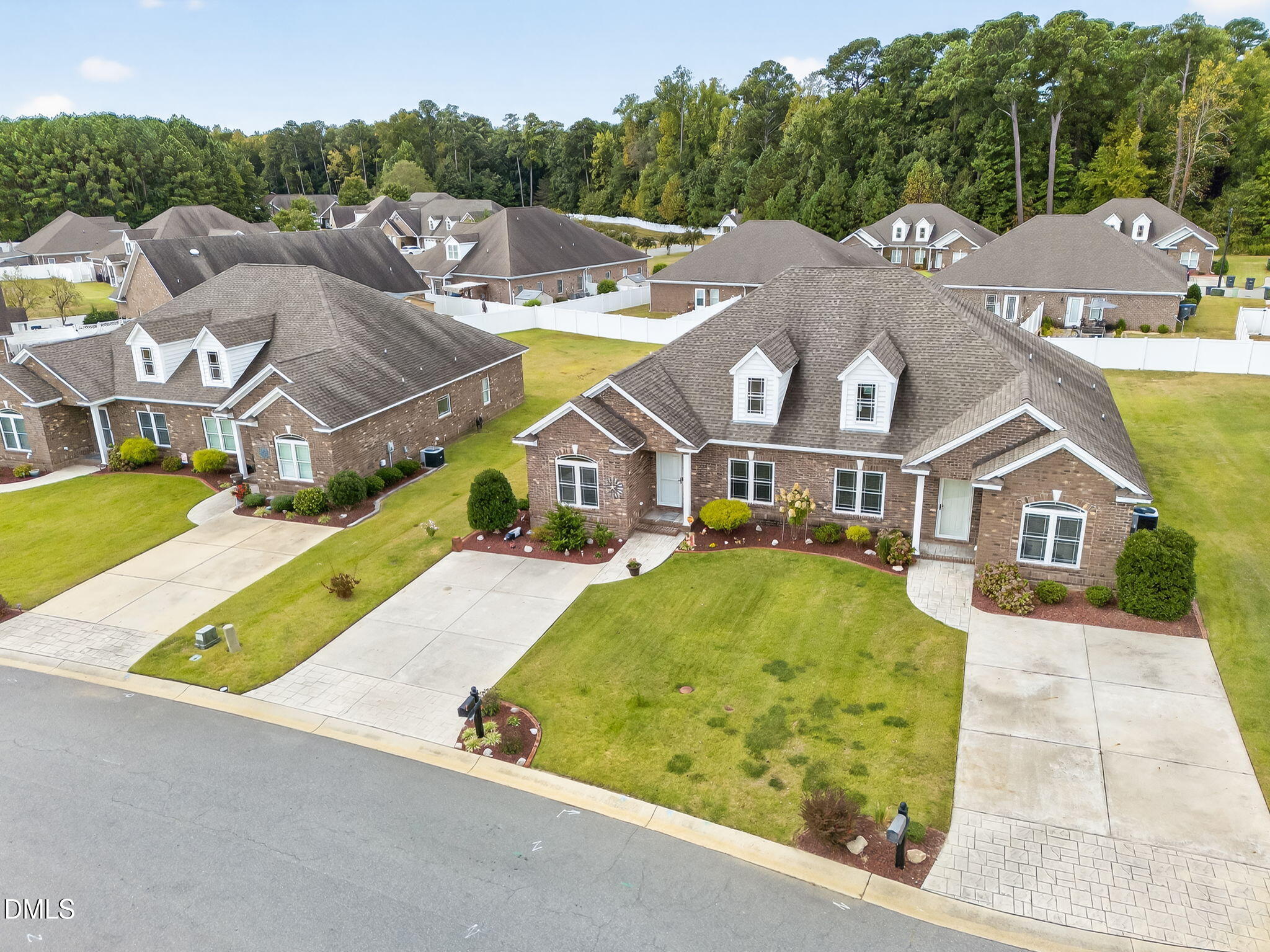 128 Bridgeport Court