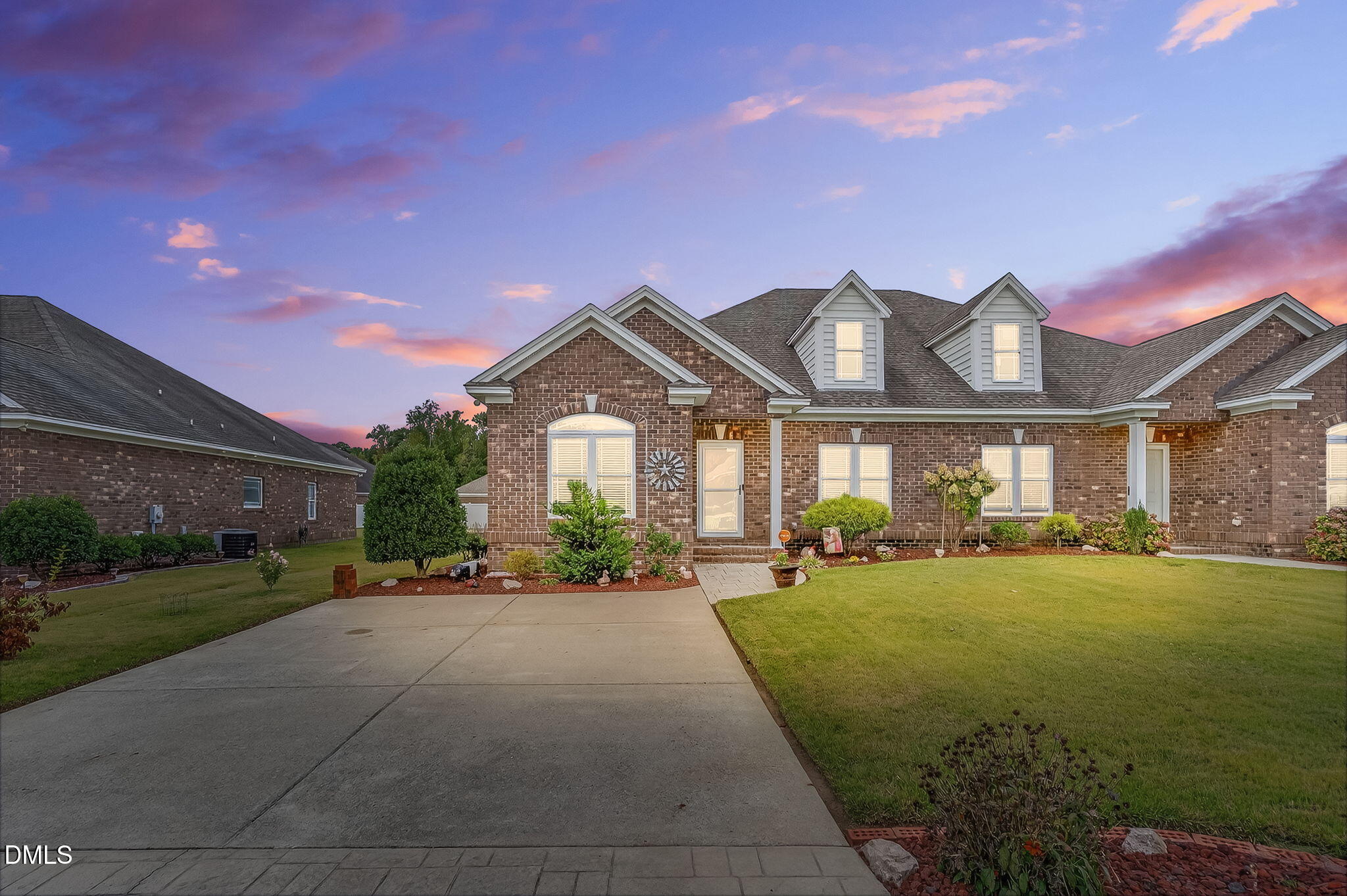 128 Bridgeport Court