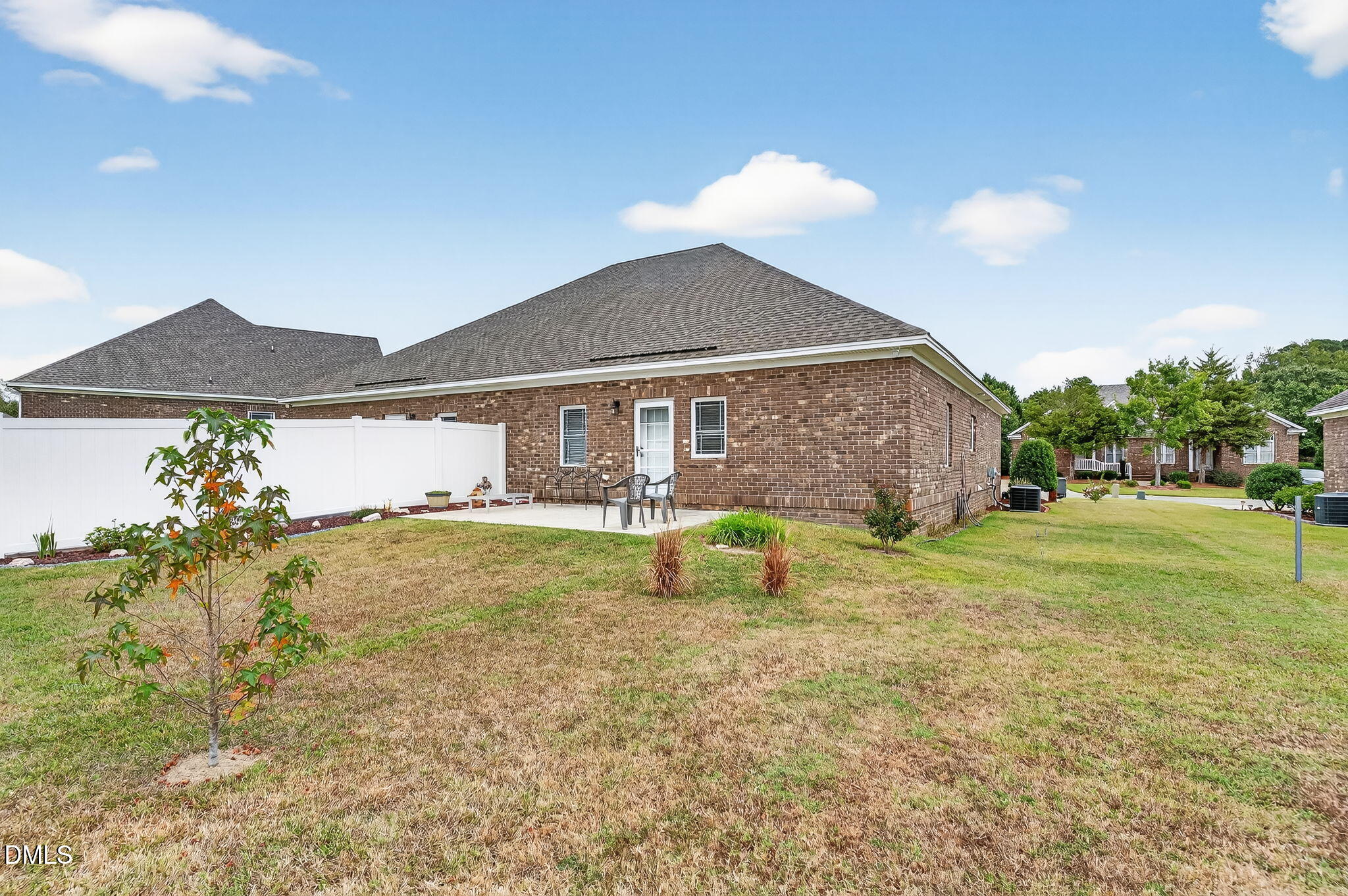 128 Bridgeport Court