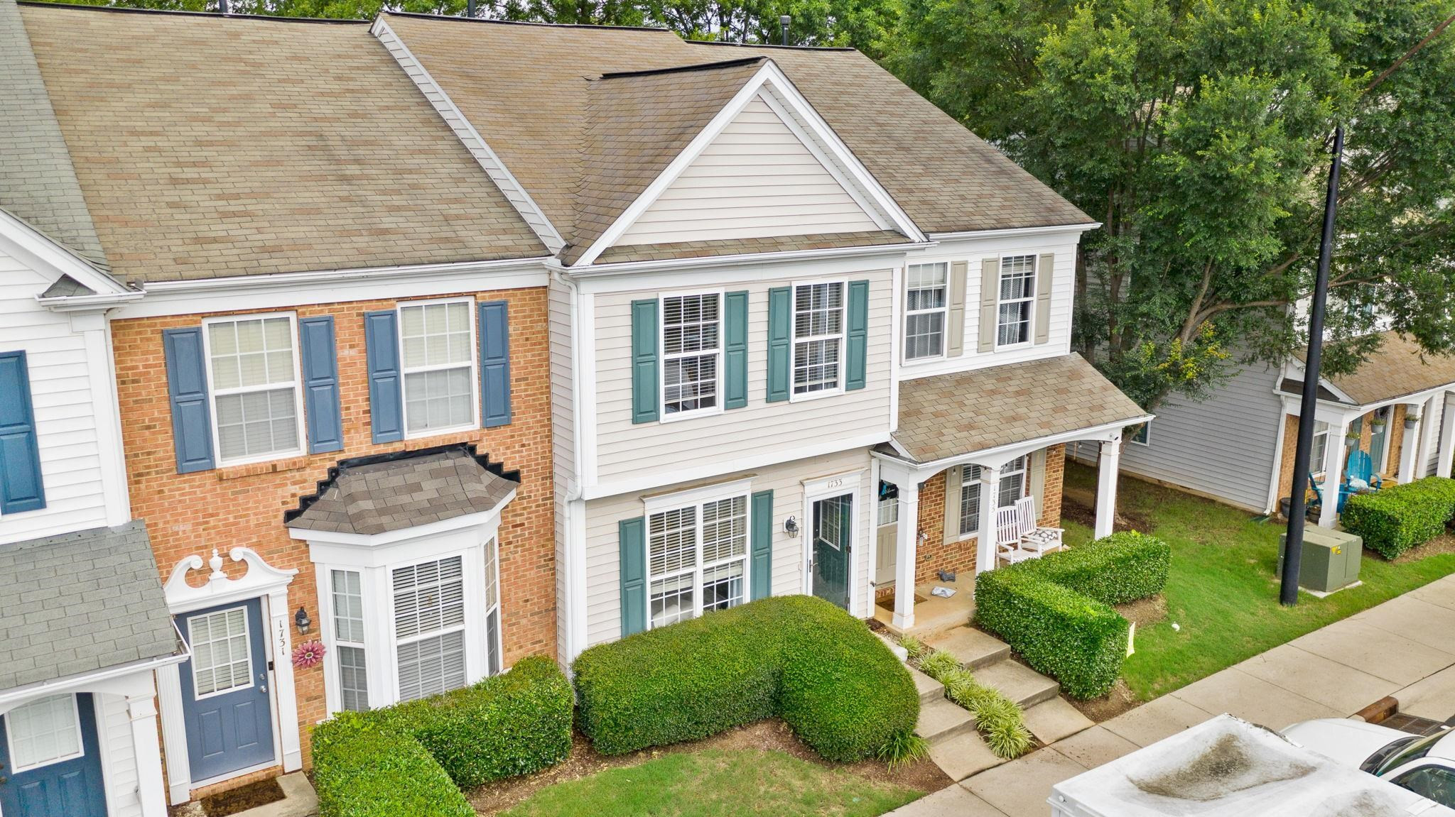 1733 Sorrell Brook Way