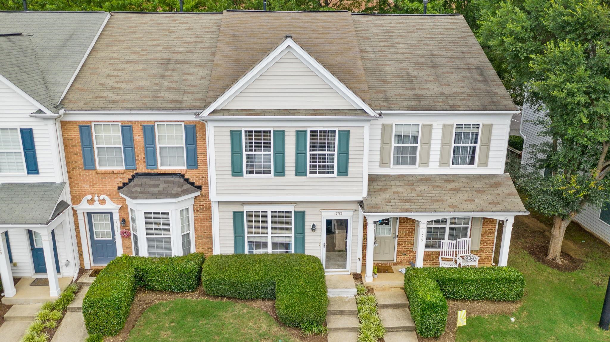 1733 Sorrell Brook Way