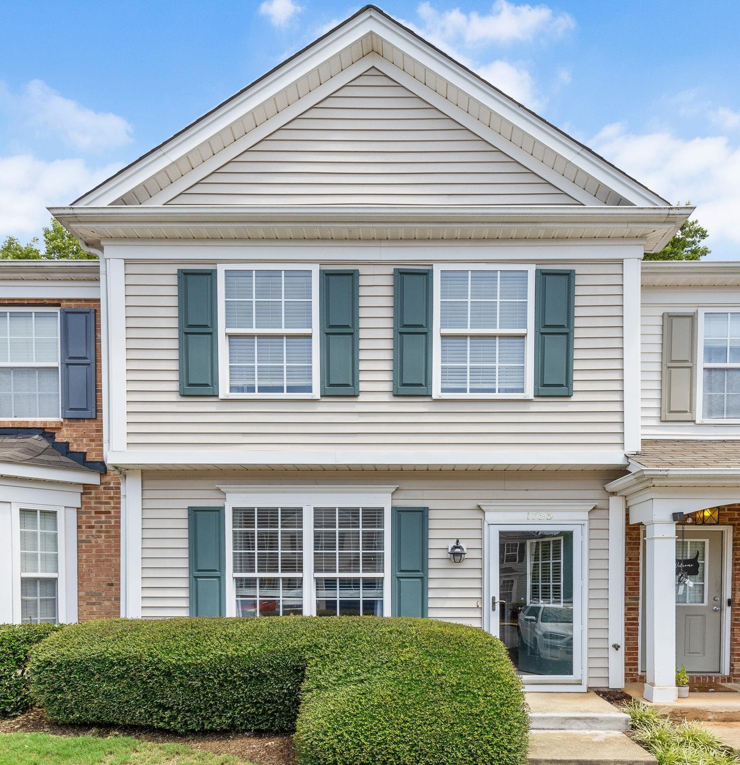 1733 Sorrell Brook Way
