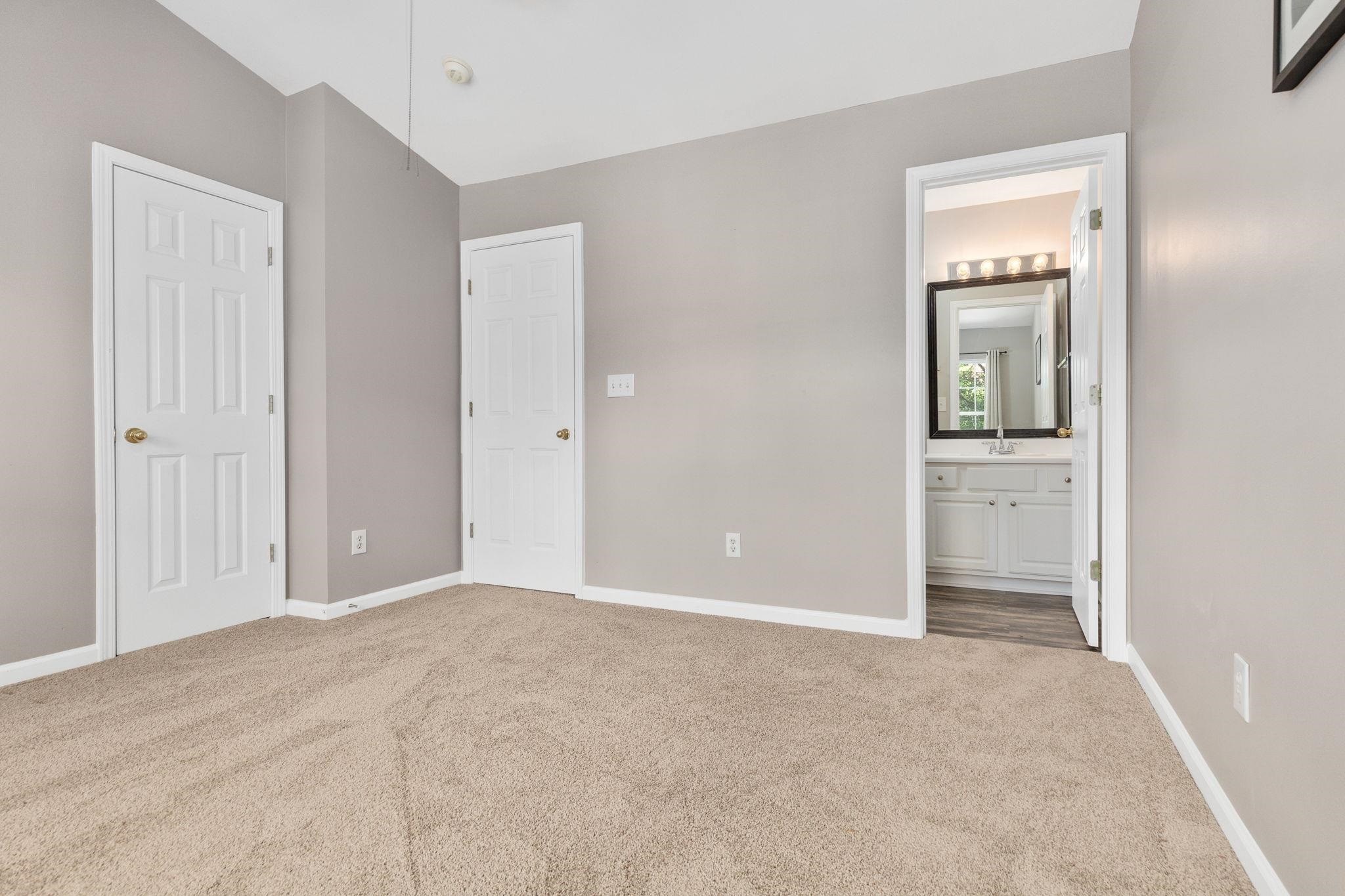 1733 Sorrell Brook Way