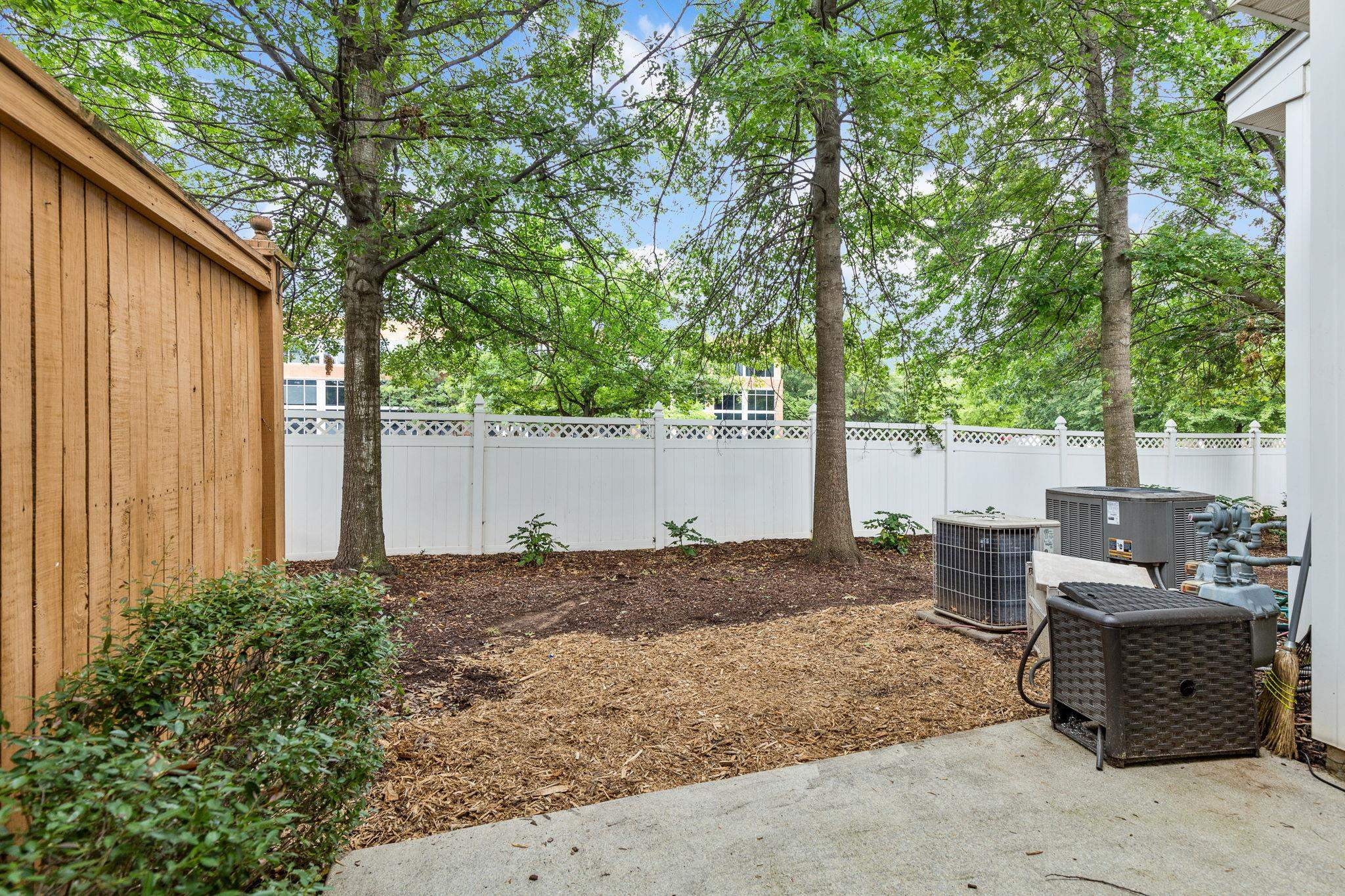 1733 Sorrell Brook Way