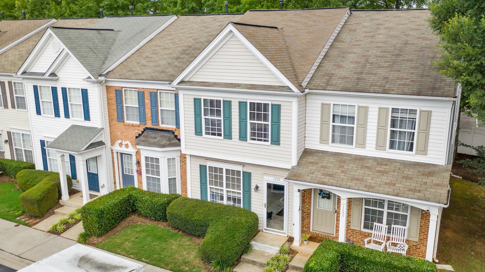1733 Sorrell Brook Way