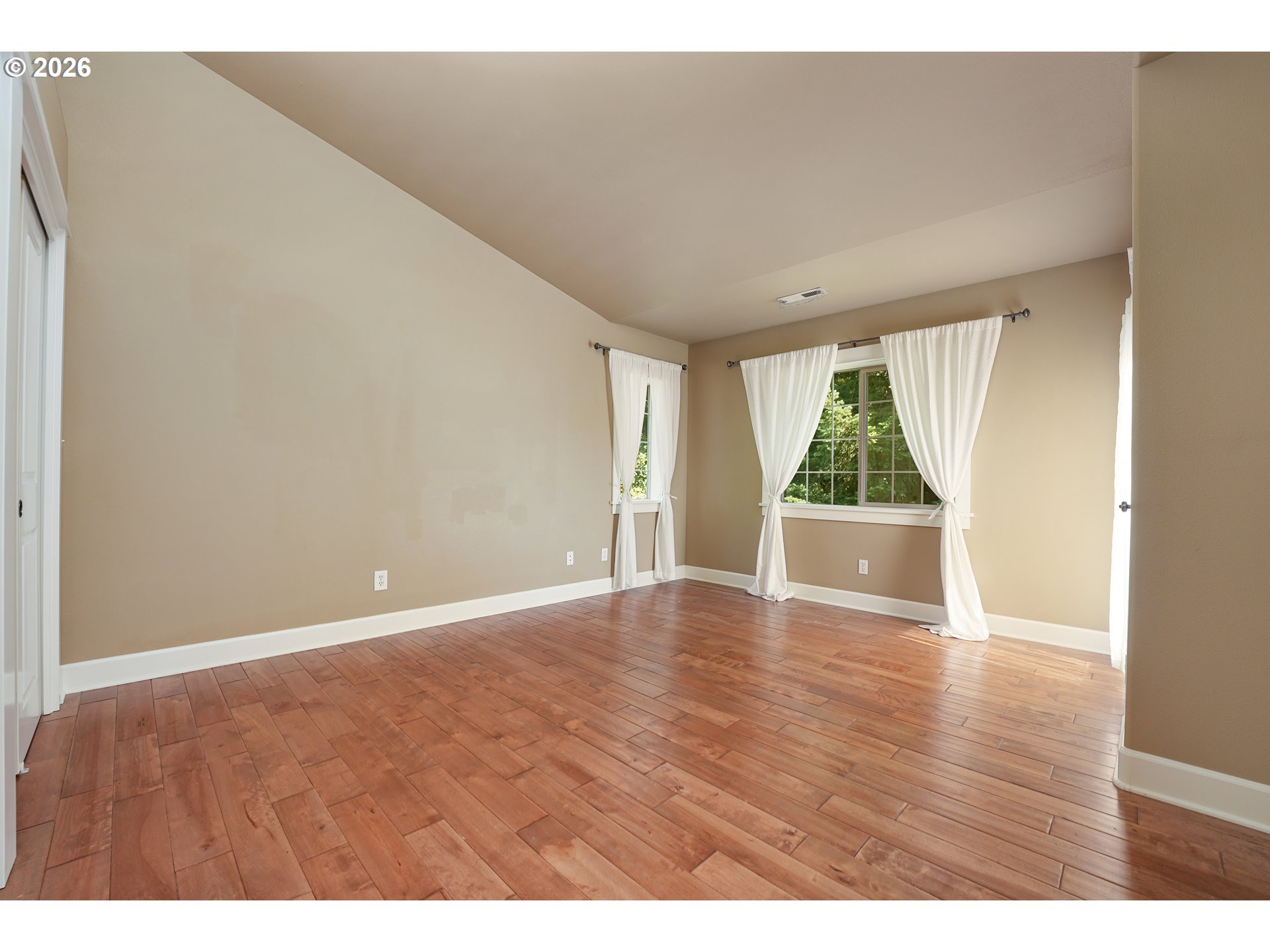 12894 BOONES FERRY RD