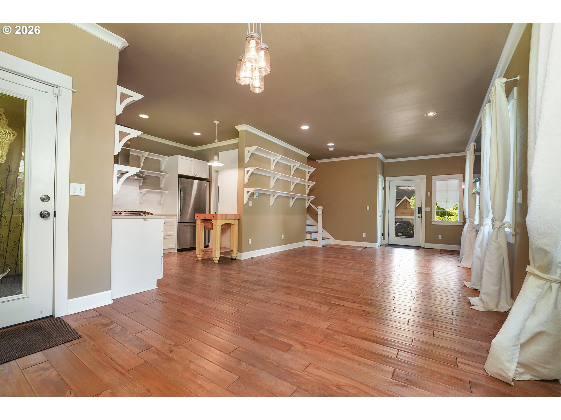12894 BOONES FERRY RD
