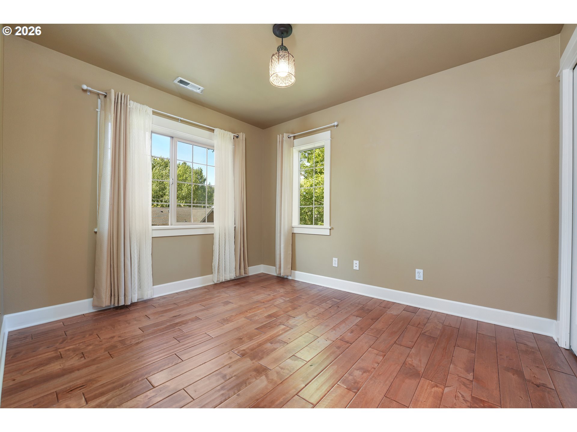 12894 BOONES FERRY RD