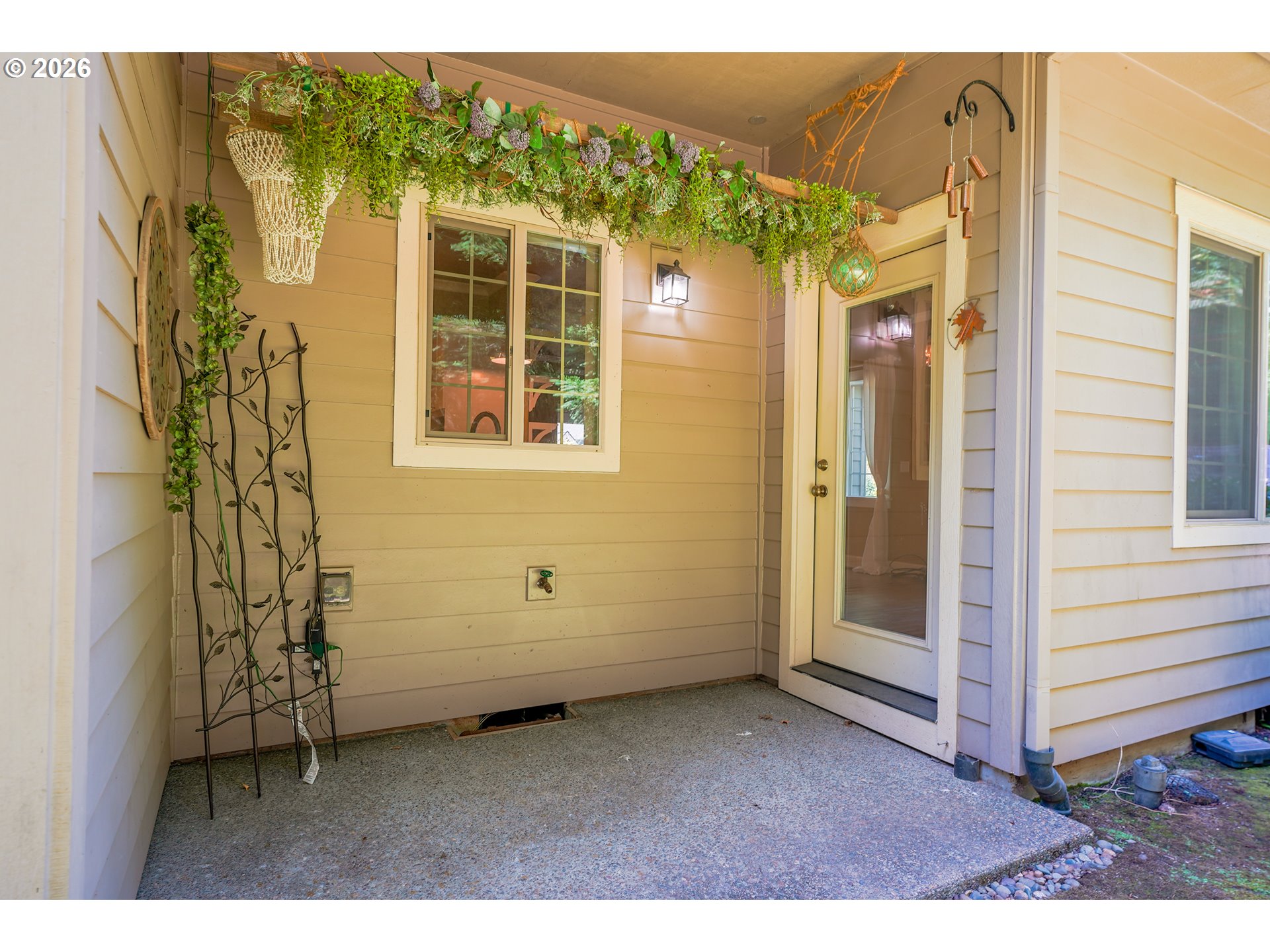 12894 BOONES FERRY RD