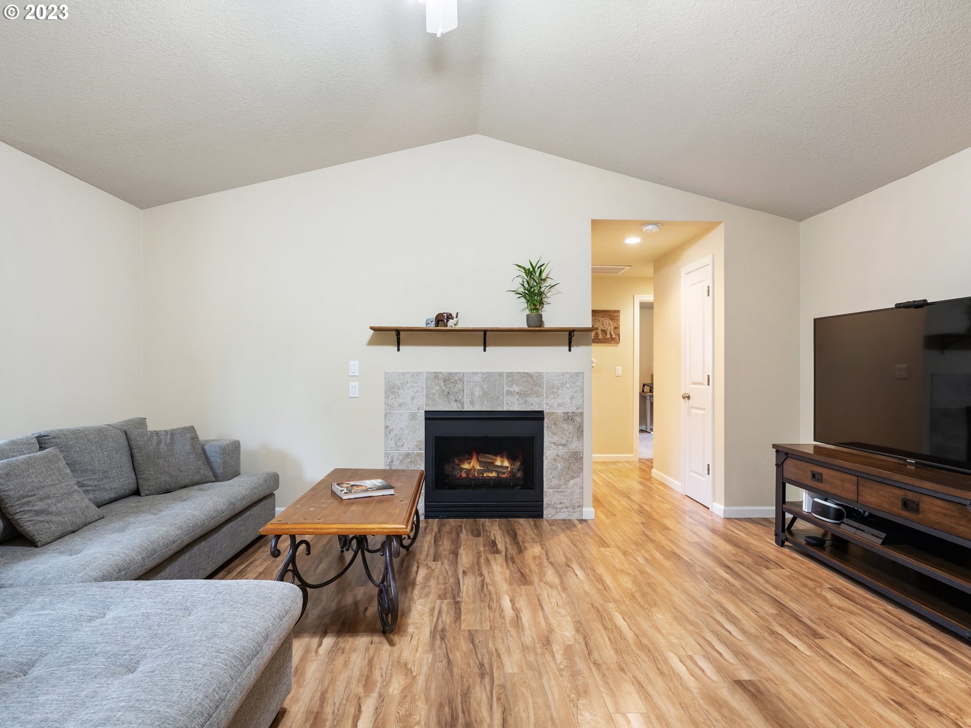 1372 SE 70TH AVE