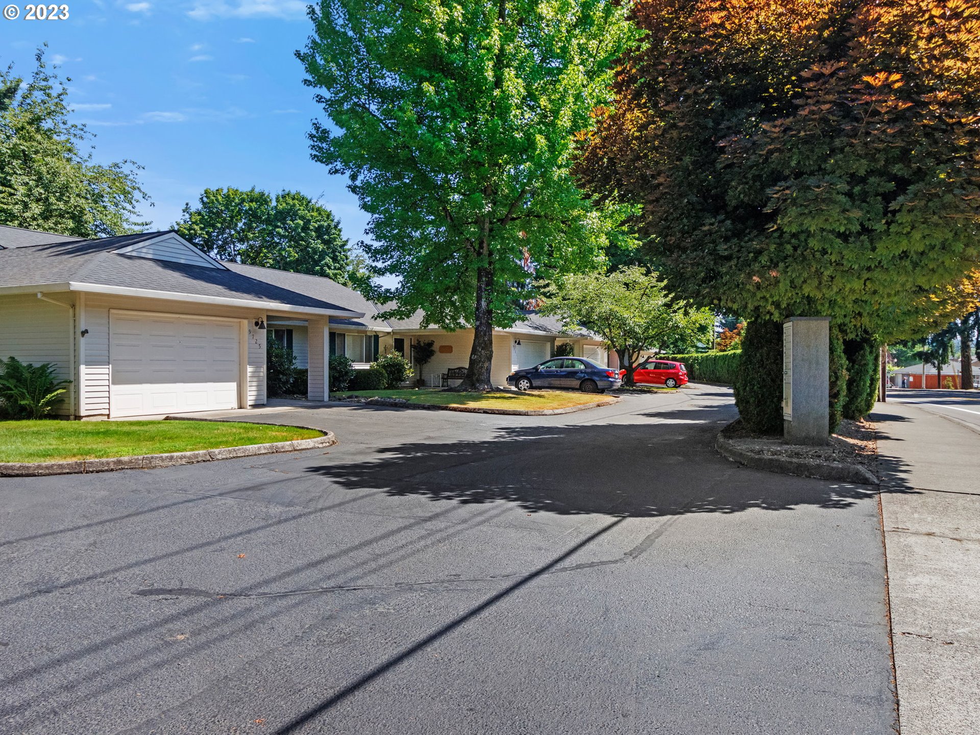 9725 SW TUALATIN RD