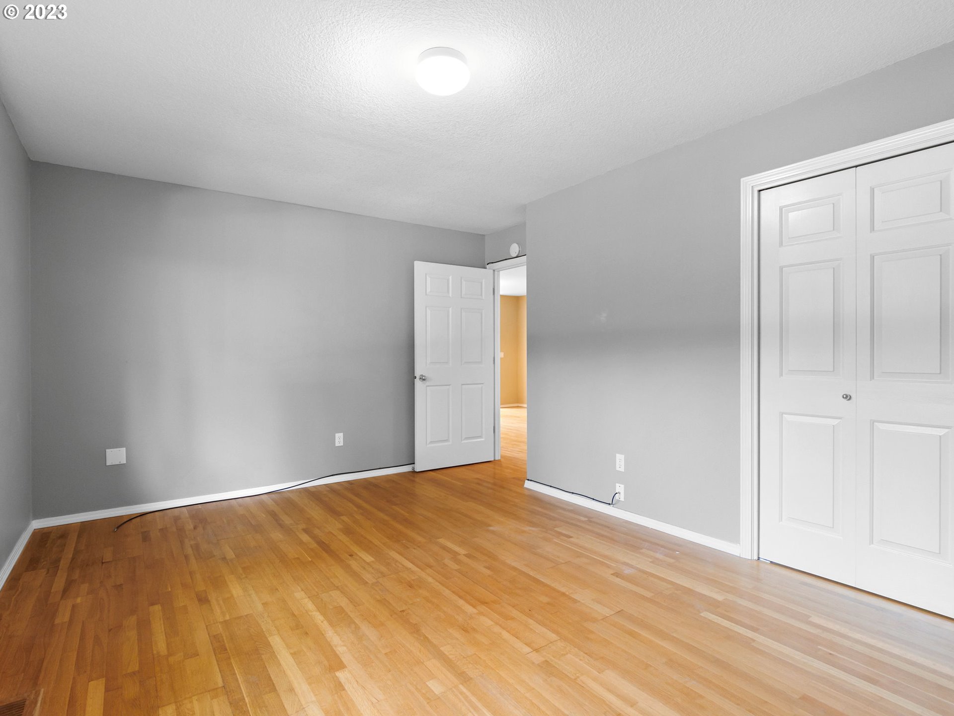 9725 SW TUALATIN RD