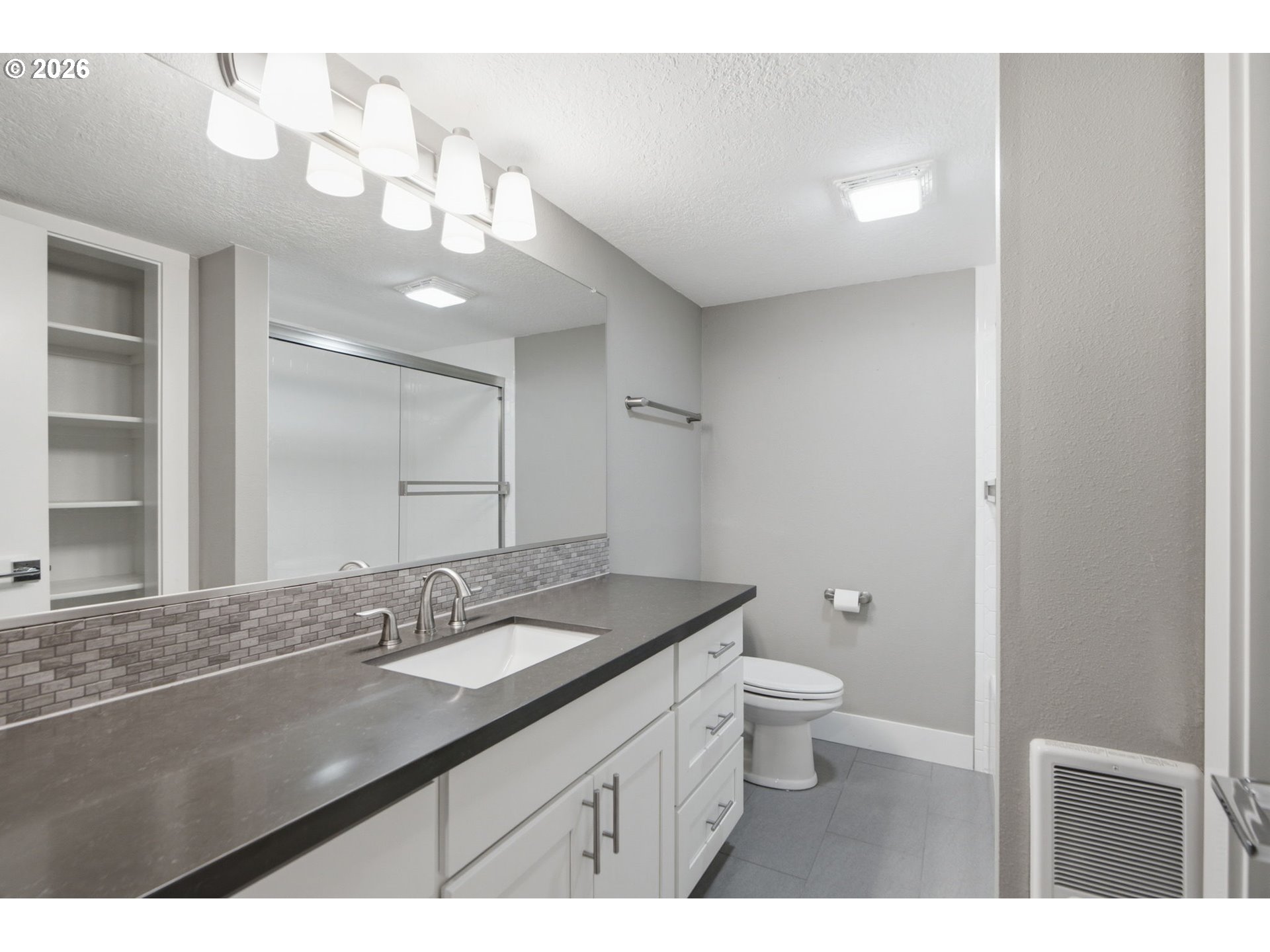 9040 SW 49TH AVE