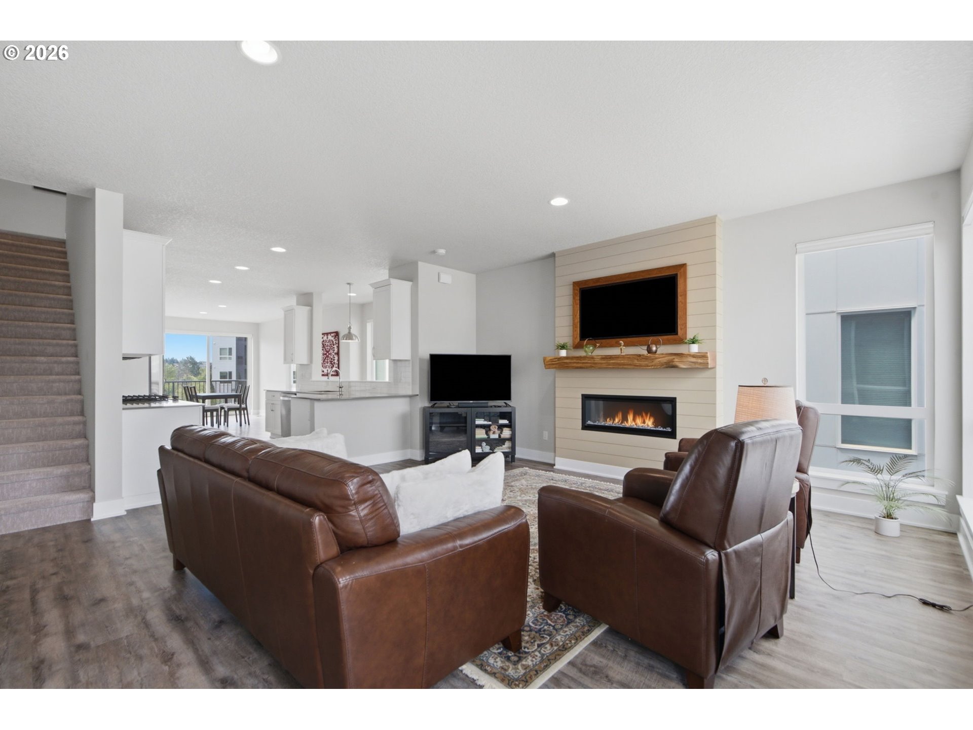 17100 SW ALBATROSS LN