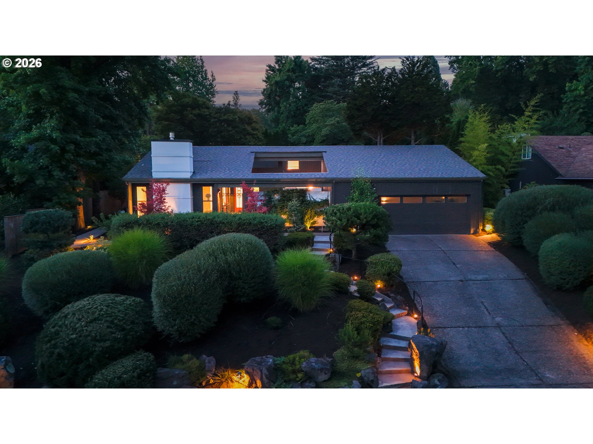 3753 SW LYLE CT