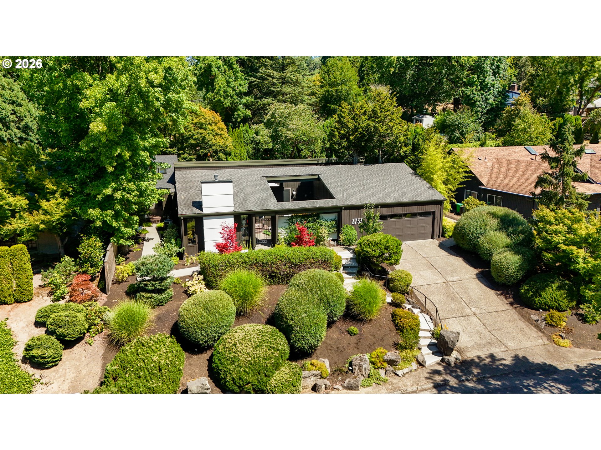 3753 SW LYLE CT