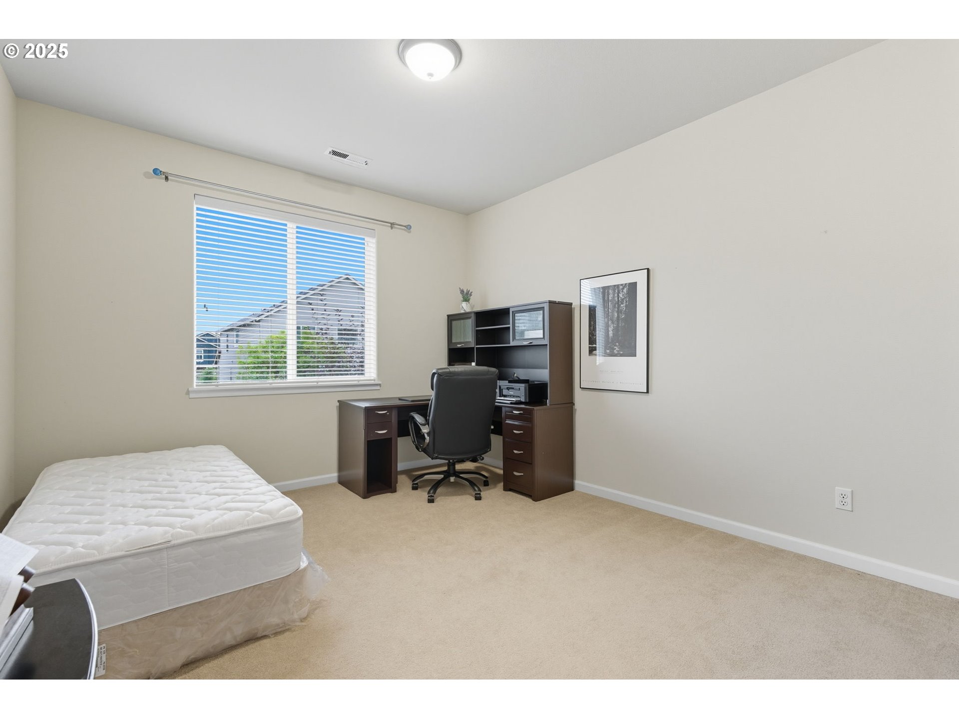 15900 SW Snowy Owl LN
