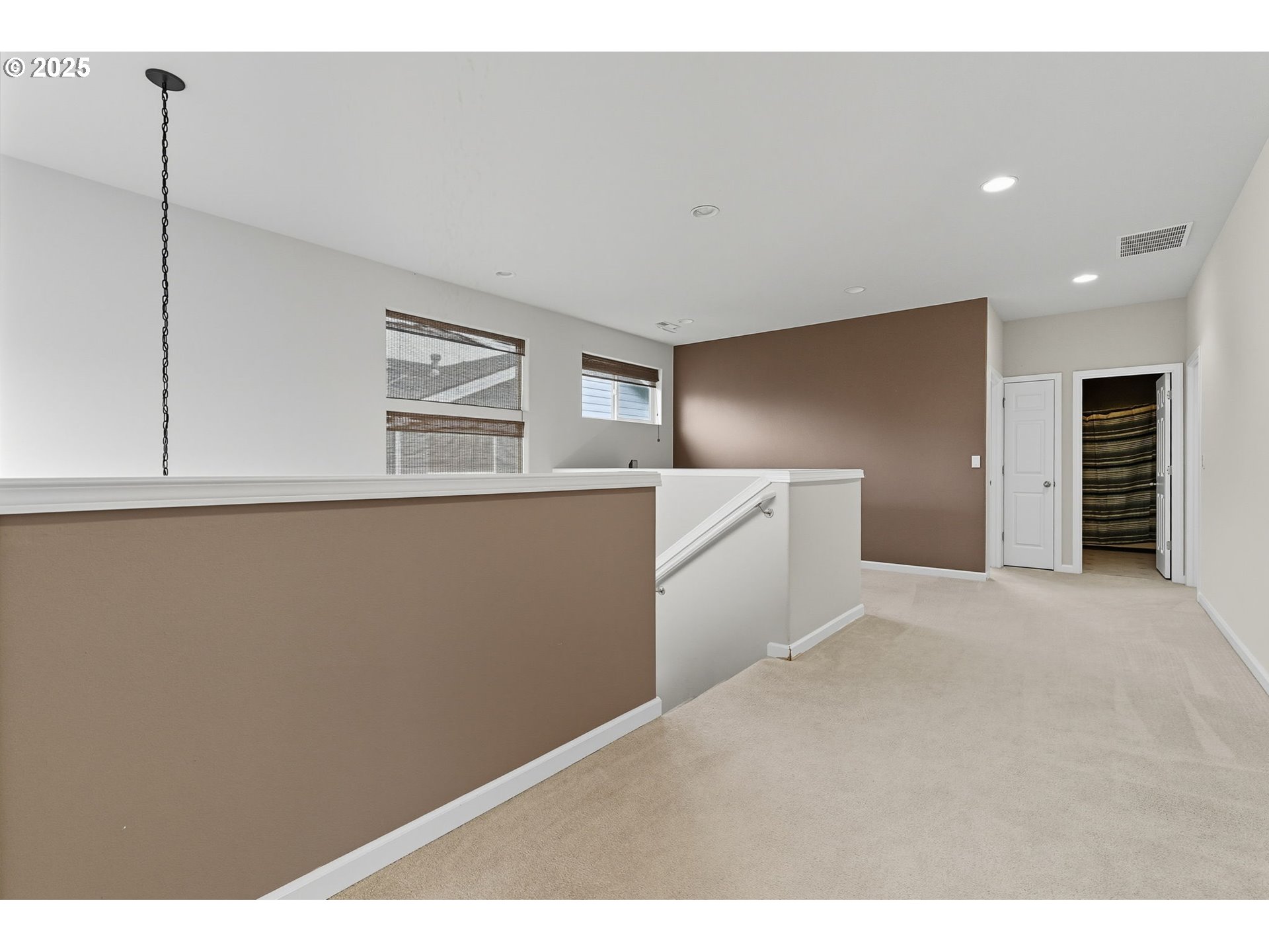 15900 SW Snowy Owl LN