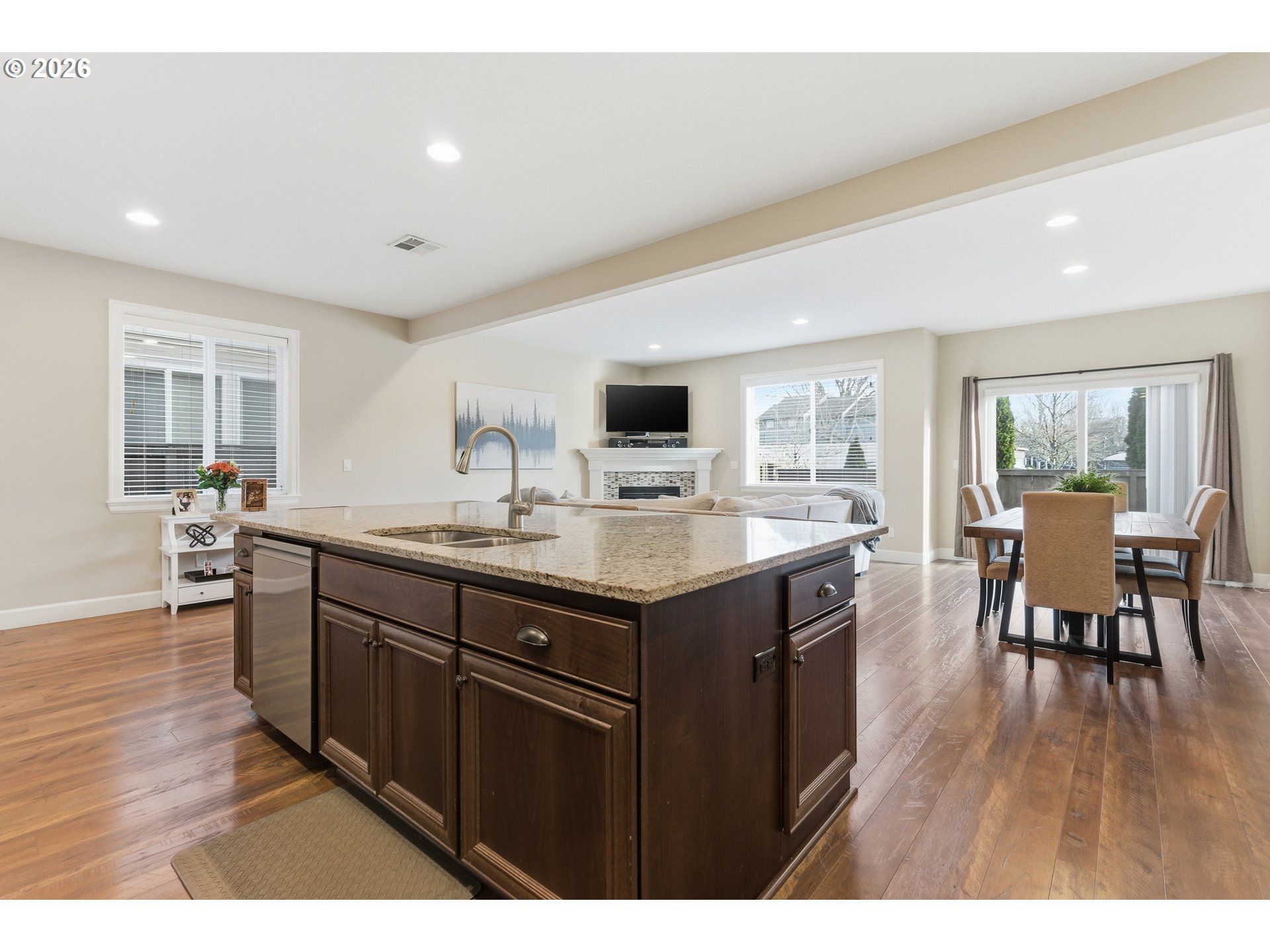 3750 SE MCKENZIE AVE