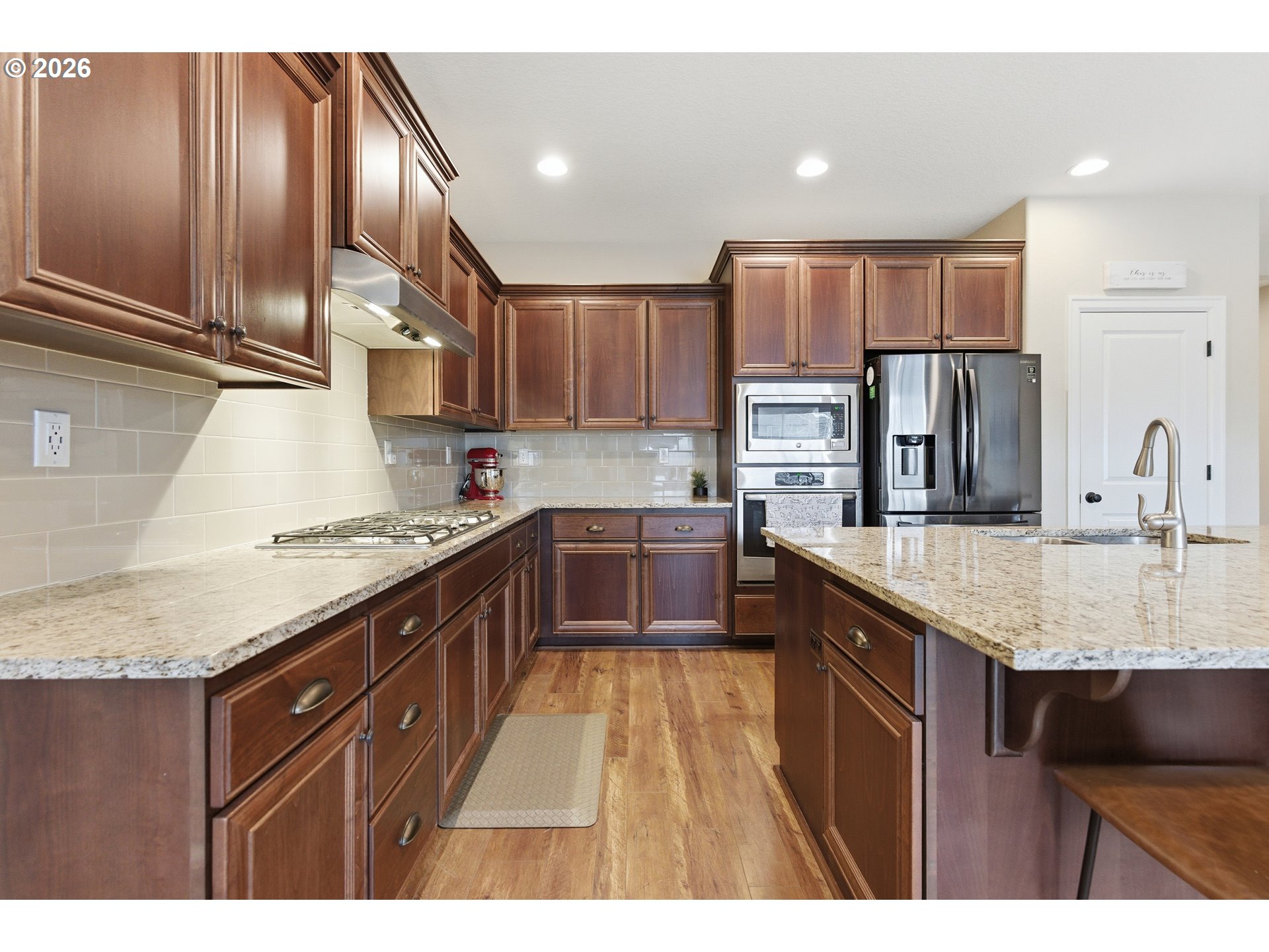 3750 SE MCKENZIE AVE