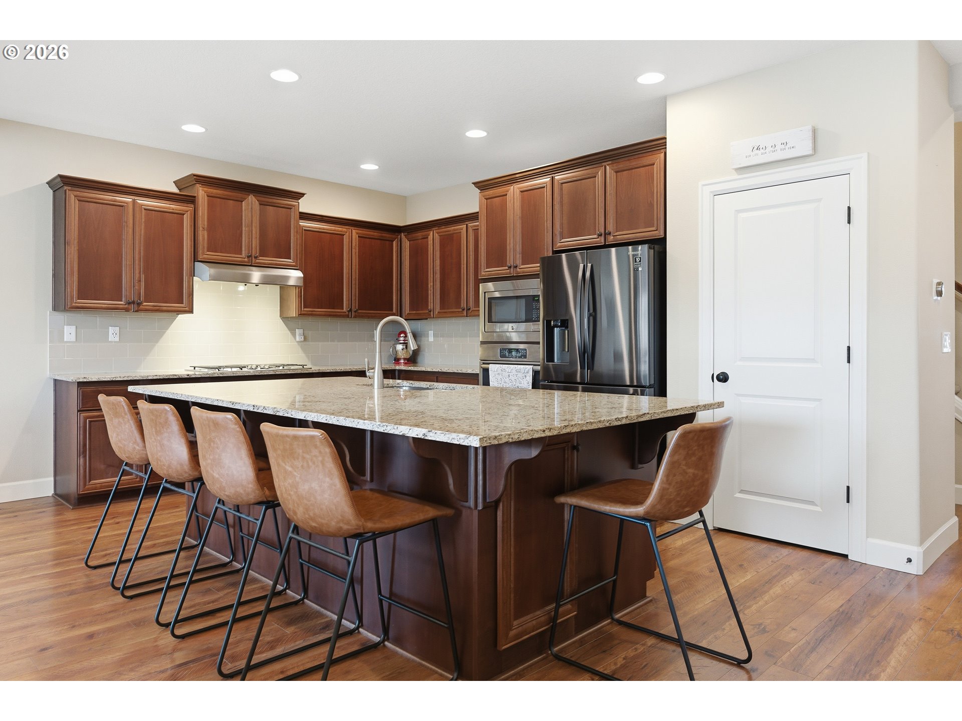 3750 SE MCKENZIE AVE