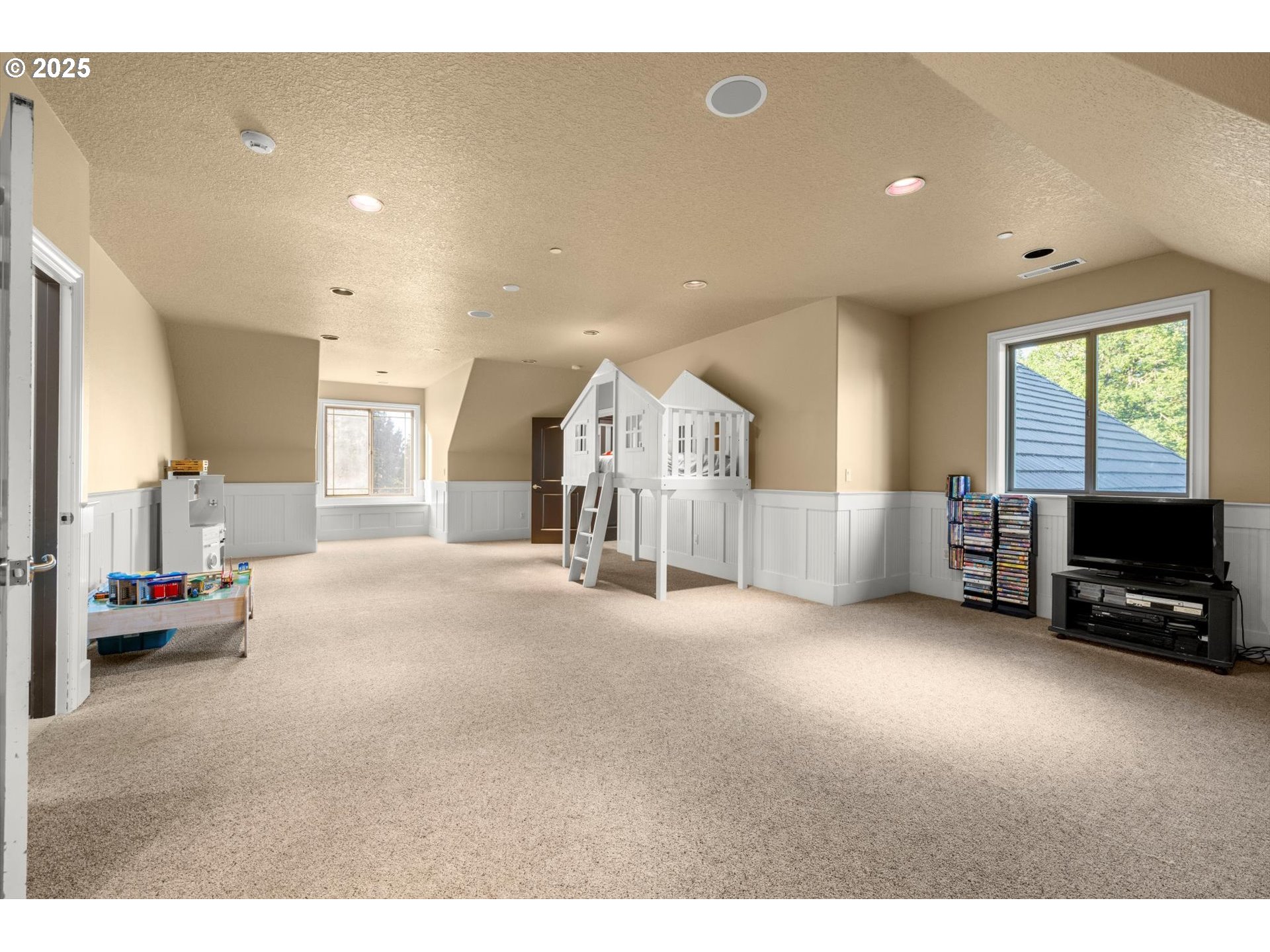 24703 NW 4TH CT