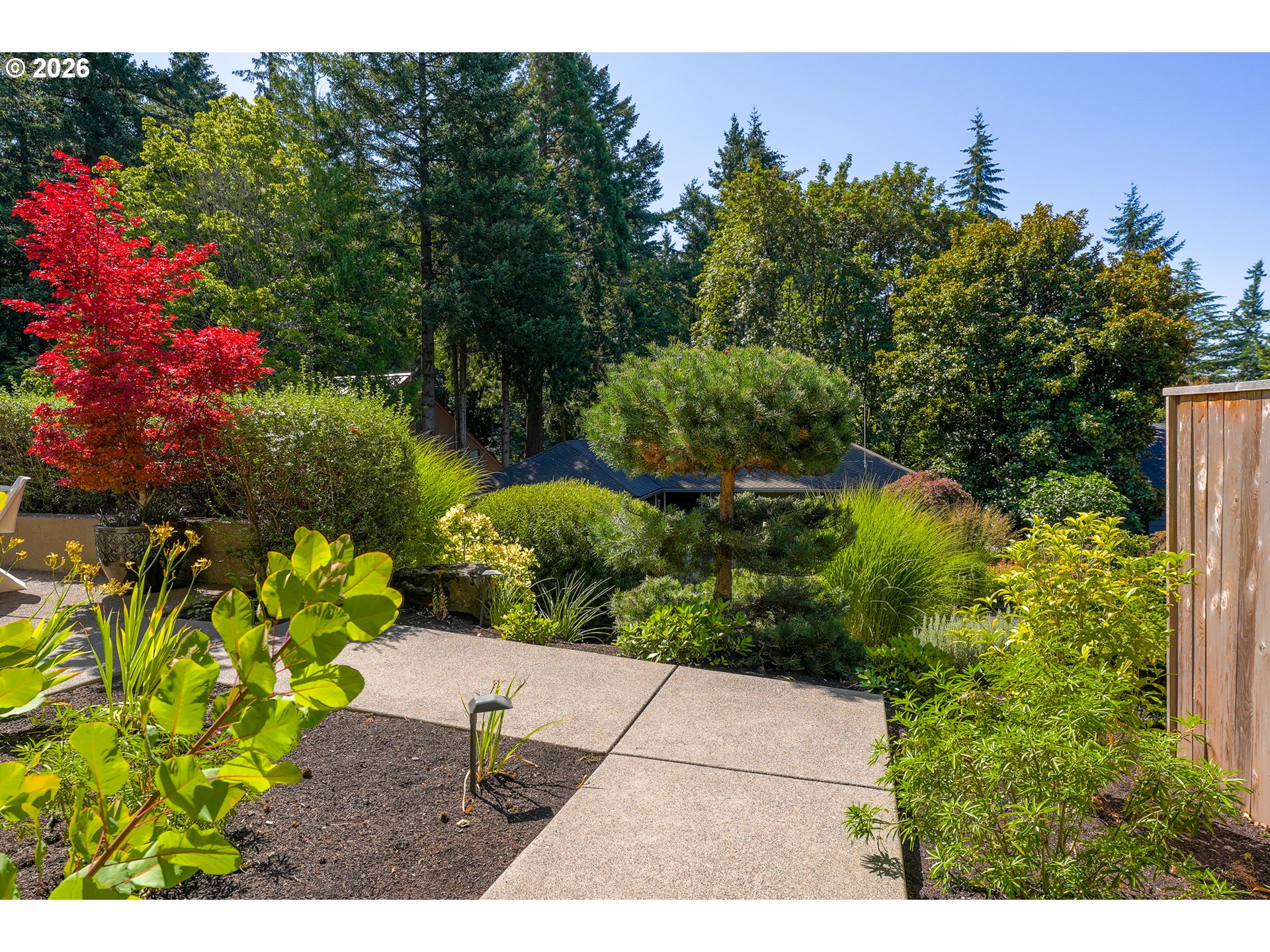 3753 SW LYLE CT