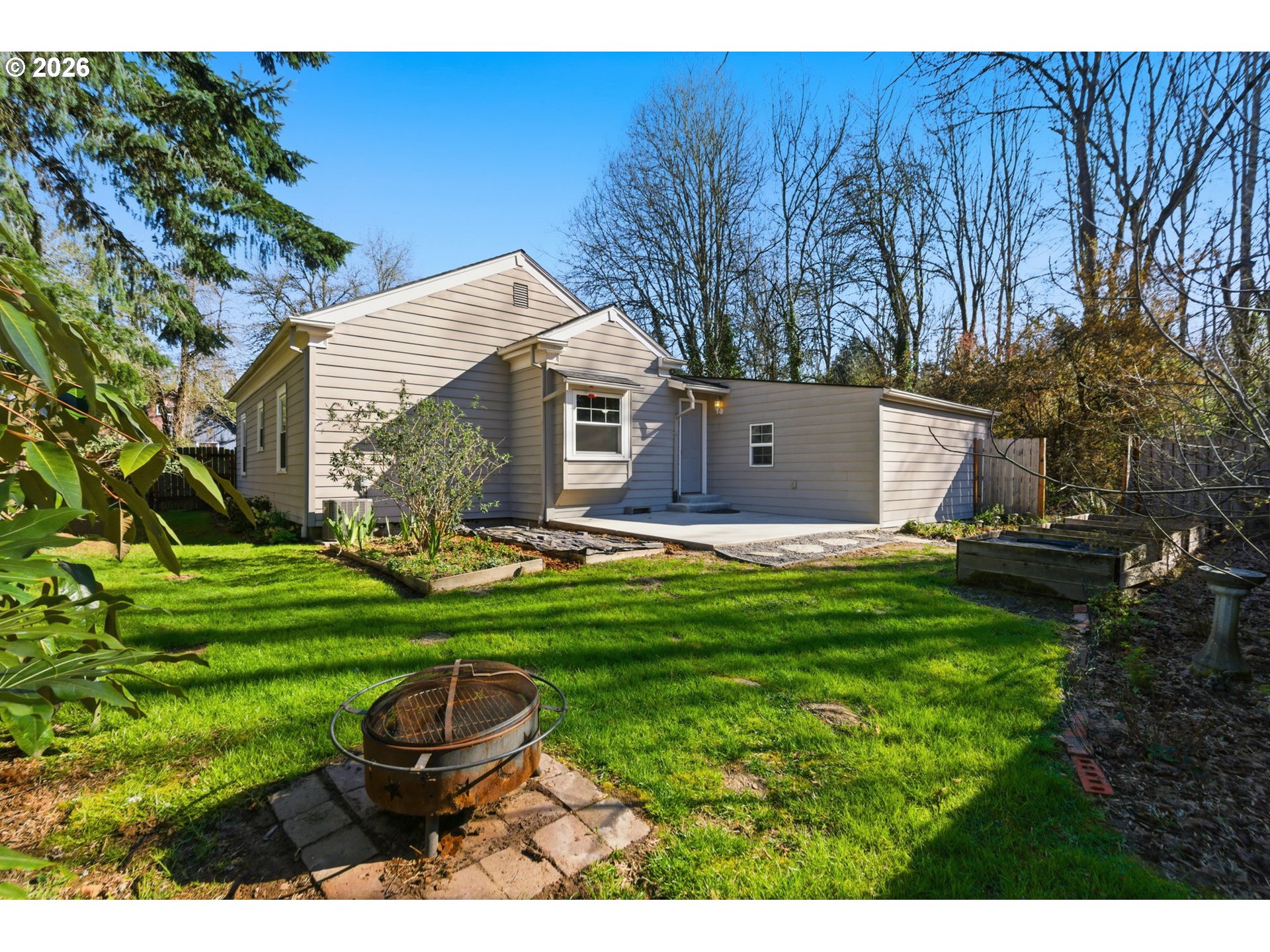 2310 SW DOLPH CT