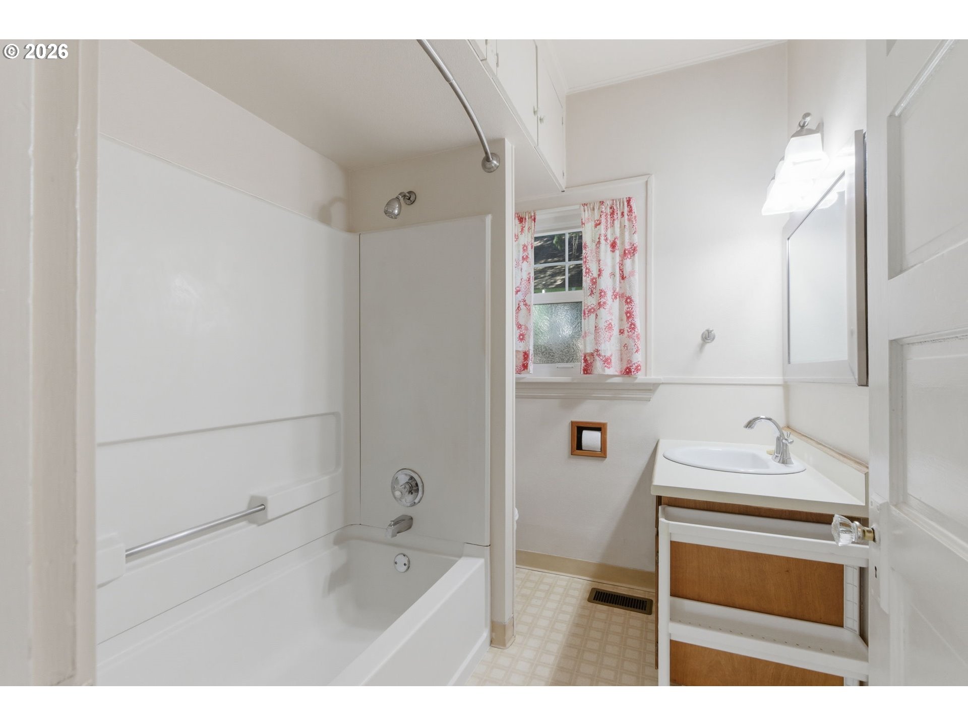 2310 SW DOLPH CT