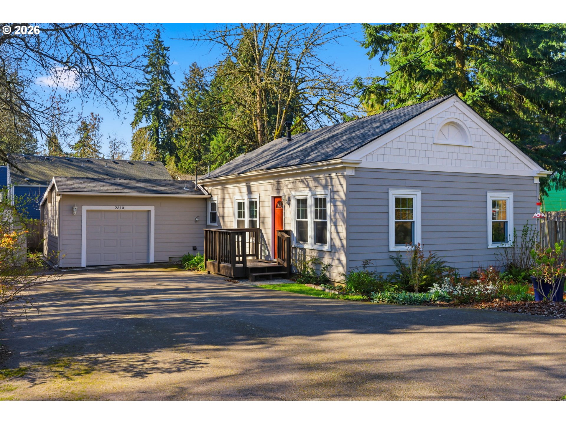 2310 SW DOLPH CT
