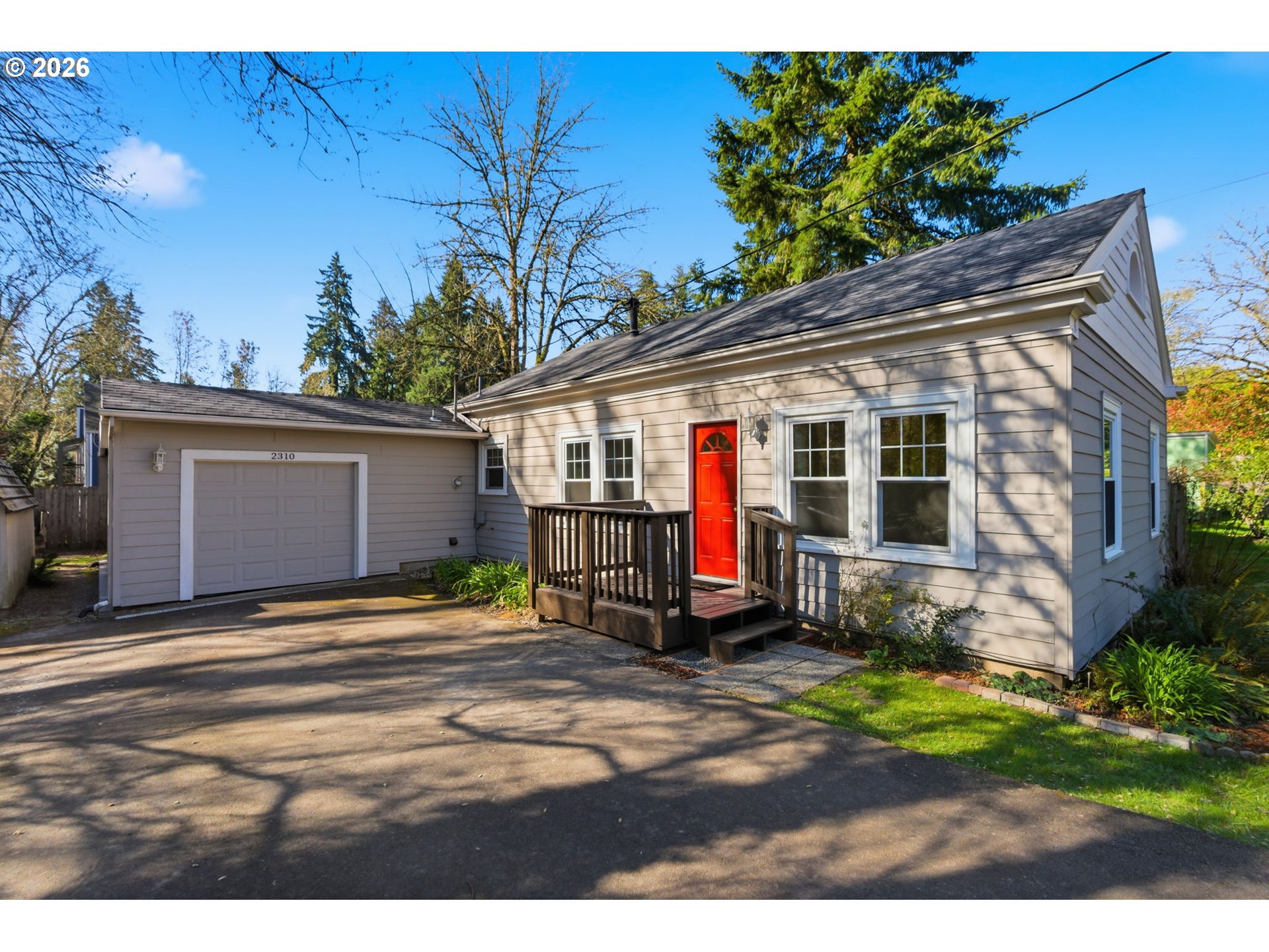 2310 SW DOLPH CT